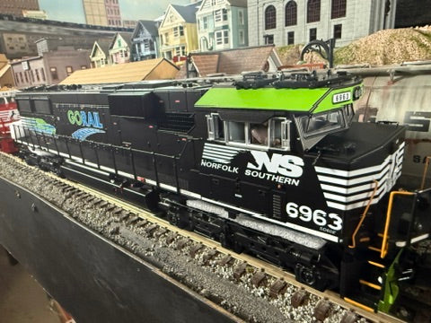 MTH 20-21958-1 - SD60E Diesel Engine "Norfolk Southern" #6963 w/ PS3 (Go Rail)