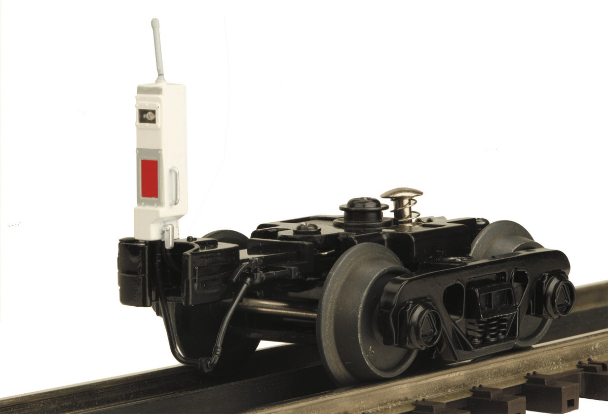 MTH 20-89025 - End-of-Train-Device Roller Bearing Freight Truck (White) - MrMuffin'sTrains