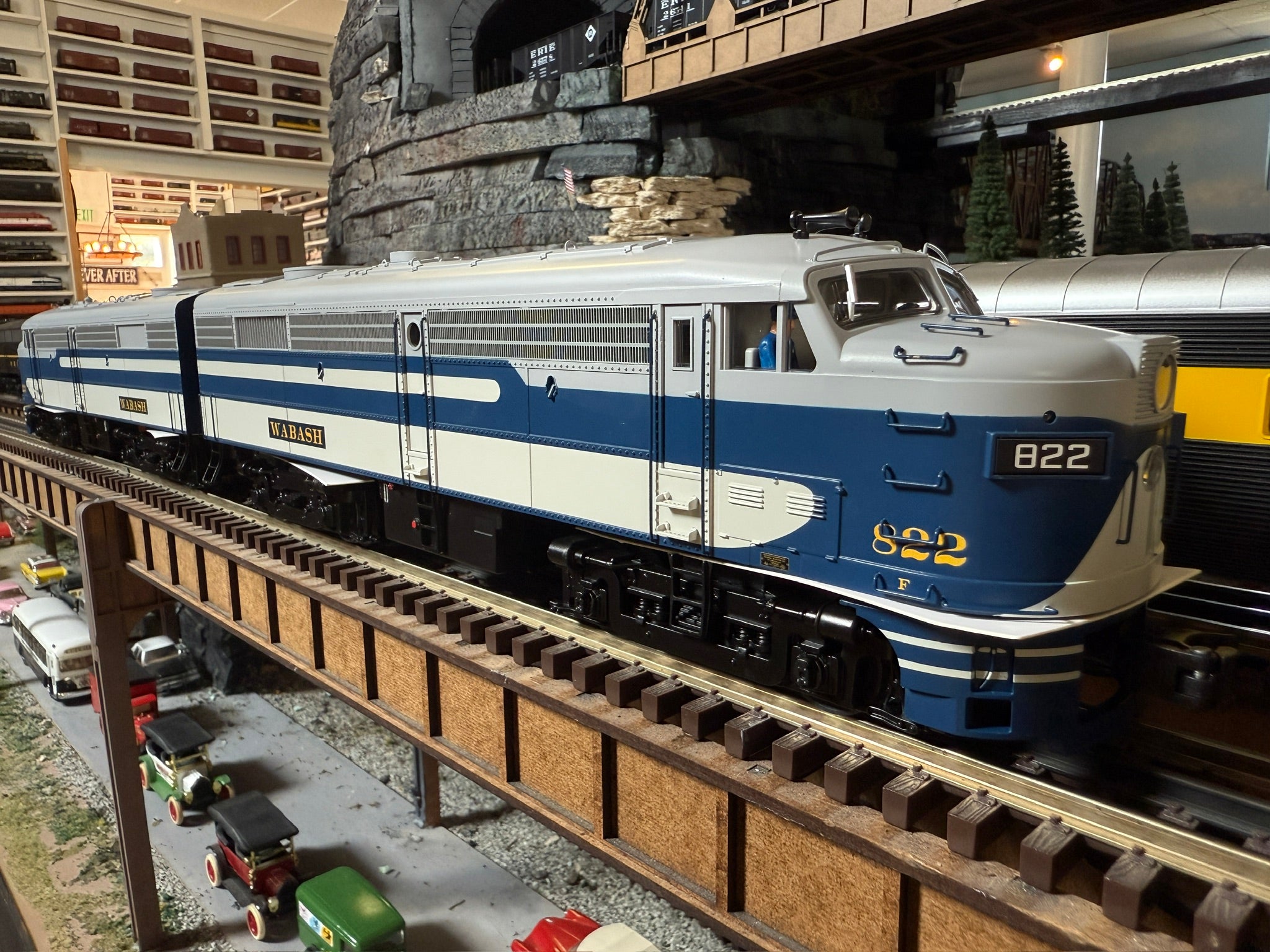 Lionel 2533920 - Legacy FA-2 AA Diesel Set "Wabash" #822/823