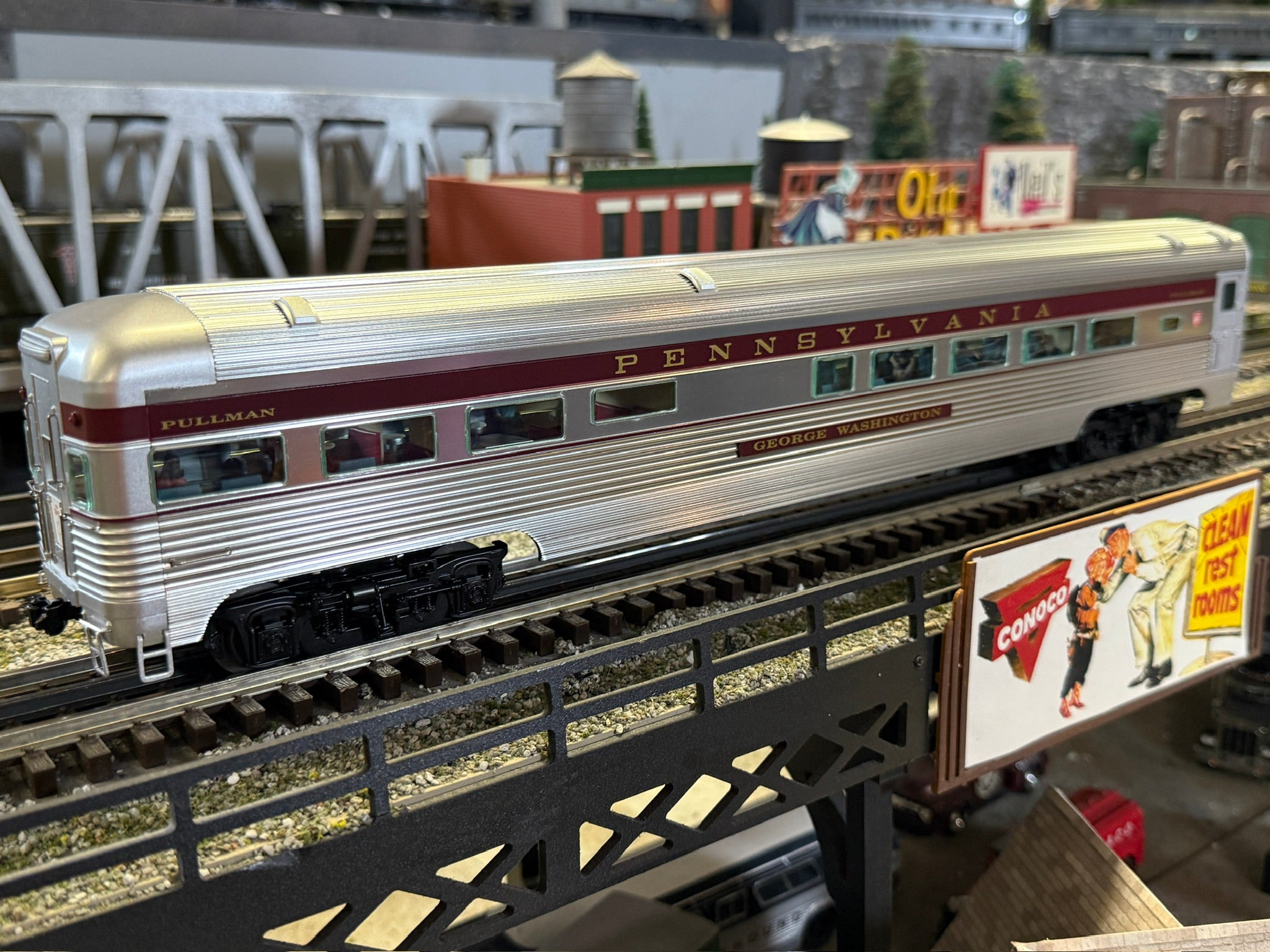 Lionel 2527090 - 18" Aluminum Passenger Car Set "Pennsylvania" (4-Car) Senator