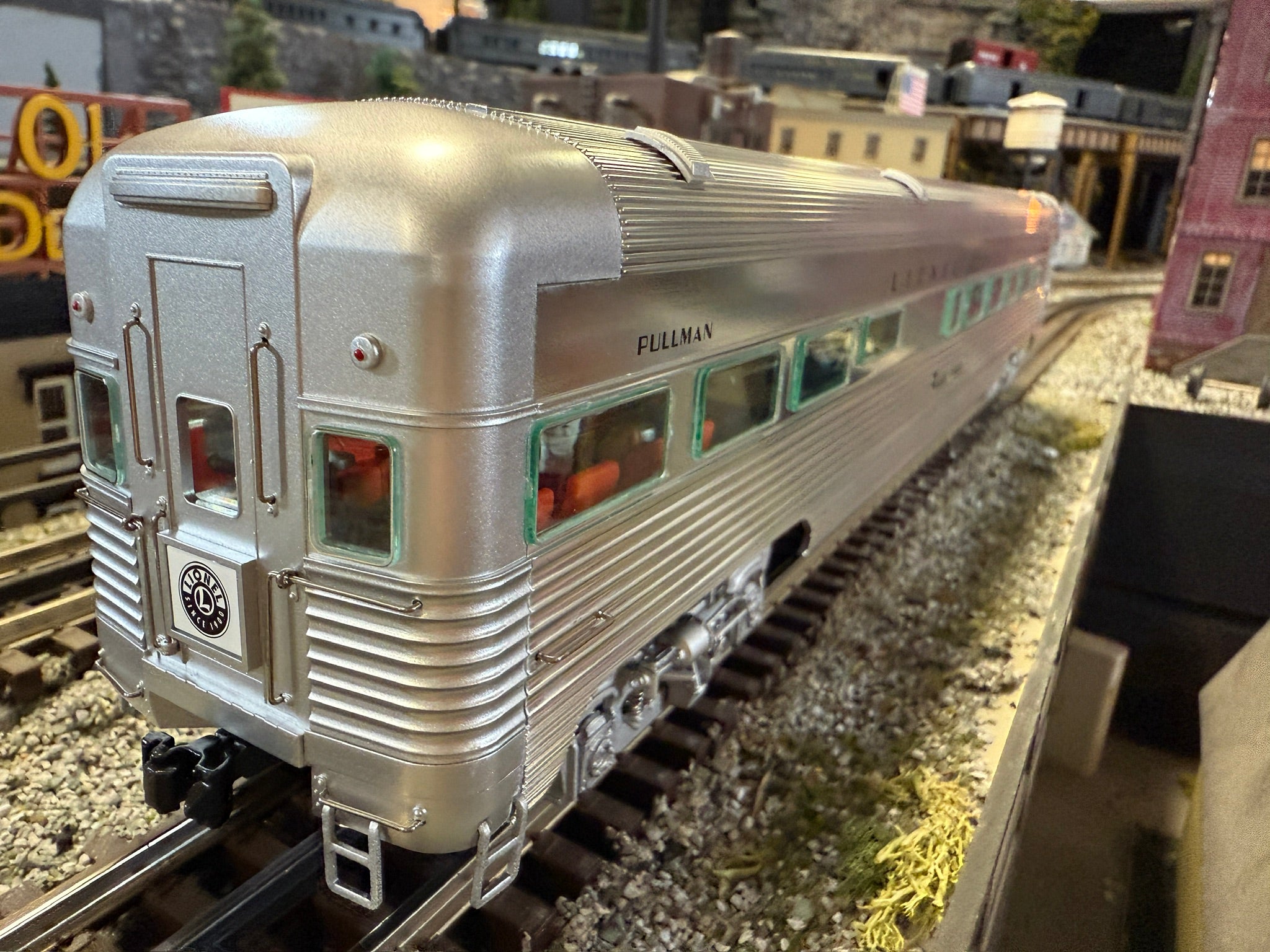 Lionel 2527190 - 18" Aluminum Passenger Car Set "Lionel Lines" (4-car)