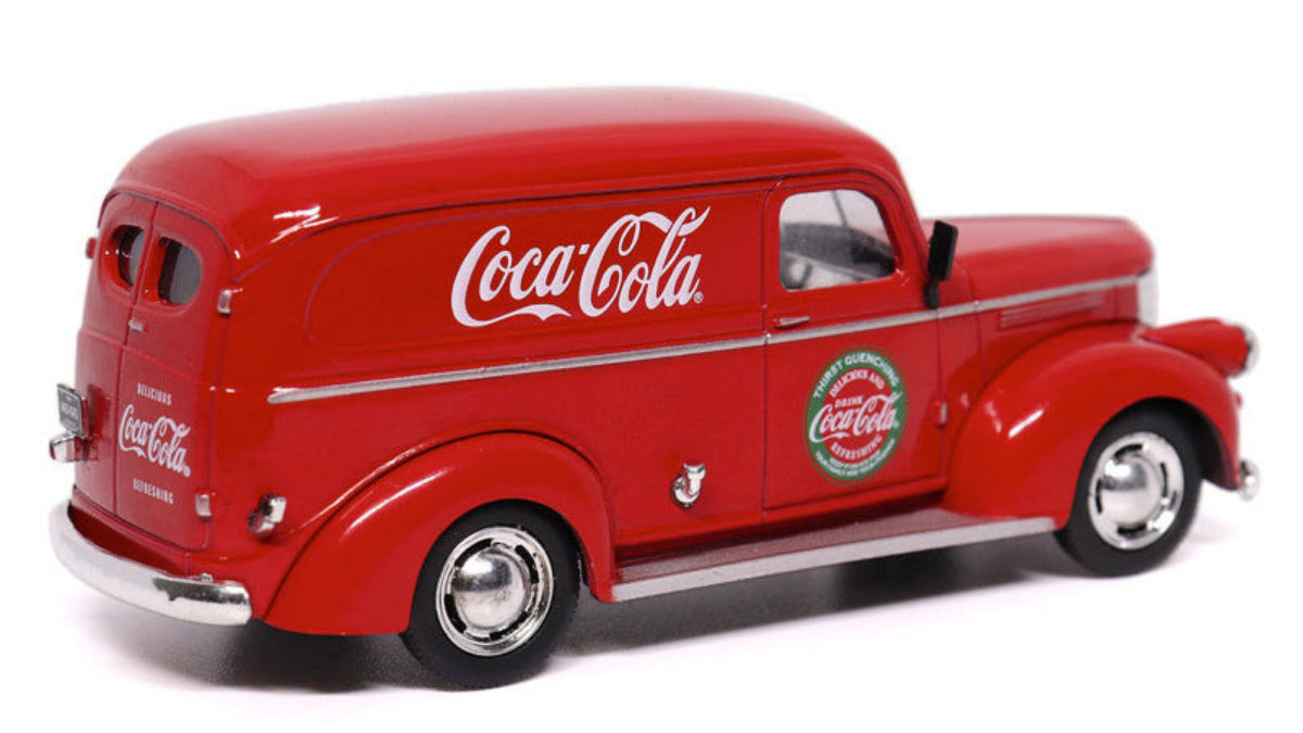 Atlas O 820065 - 1945 Panel Delivery Van "Coca-Cola" 1/43
