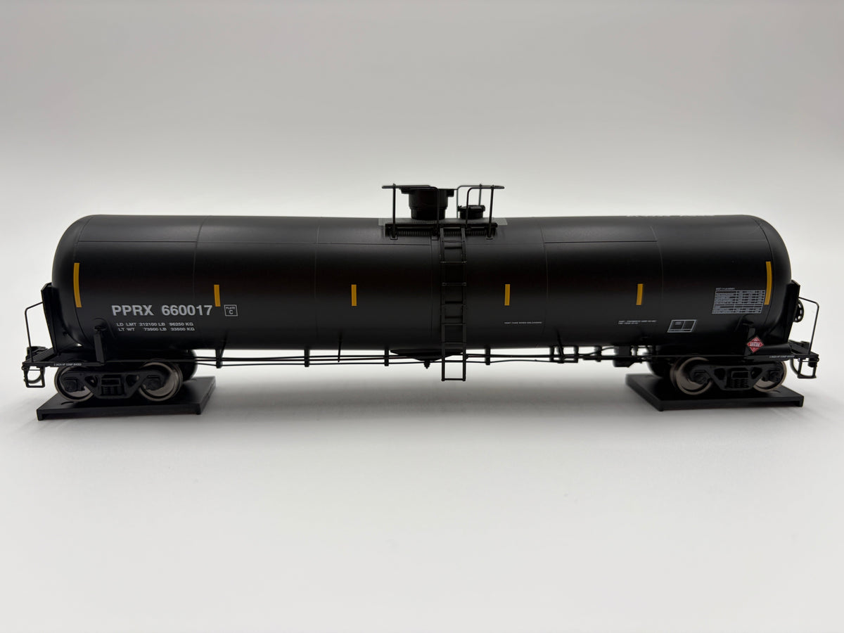 Walthers HO 920-100777 - Proto - 55' Trinity Modified 30,145-Gallon Tank Car "Conoco Phillips" #660606 (PPRX)