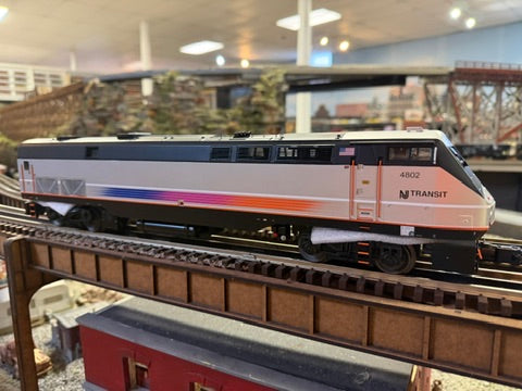 Atlas O 30138330 - Premier - P42 Genesis Diesel Locomotive "NJ TRANSIT" #4802 - MrMuffin'sTrains