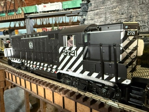 MTH 20-29055-1 - GP-7 Diesel Engine "Santa Fe" #2723 w/ PS3