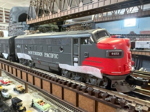 MTH 20-21999-1 - F-7 A Unit Diesel Engine "Southern Pacific" #6453 w/ PS3 - MrMuffin'sTrains