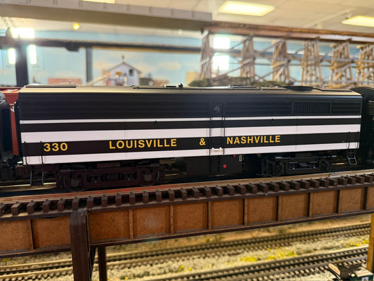 Lionel 2533989 - Legacy - FB-2 SuperBass "Louisville & Nashville" #330 (Non-Powered) - Custom Run for MrMuffin'sTrains