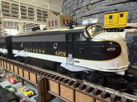 MTH 20-21993-1 - F-7 A Unit Diesel Engine "Southern" #4259 w/ PS3 - MrMuffin'sTrains