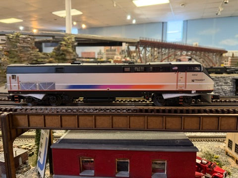 Atlas O 30138330 - Premier - P42 Genesis Diesel Locomotive "NJ TRANSIT" #4802 - MrMuffin'sTrains