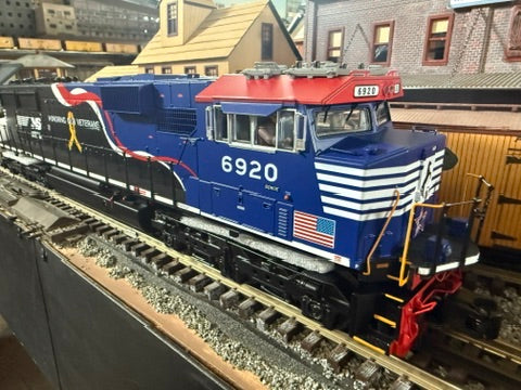 MTH 20-21957-1 - SD60E Diesel Engine "Norfolk Southern" #6920 w/ PS3 (Honoring Veterans)