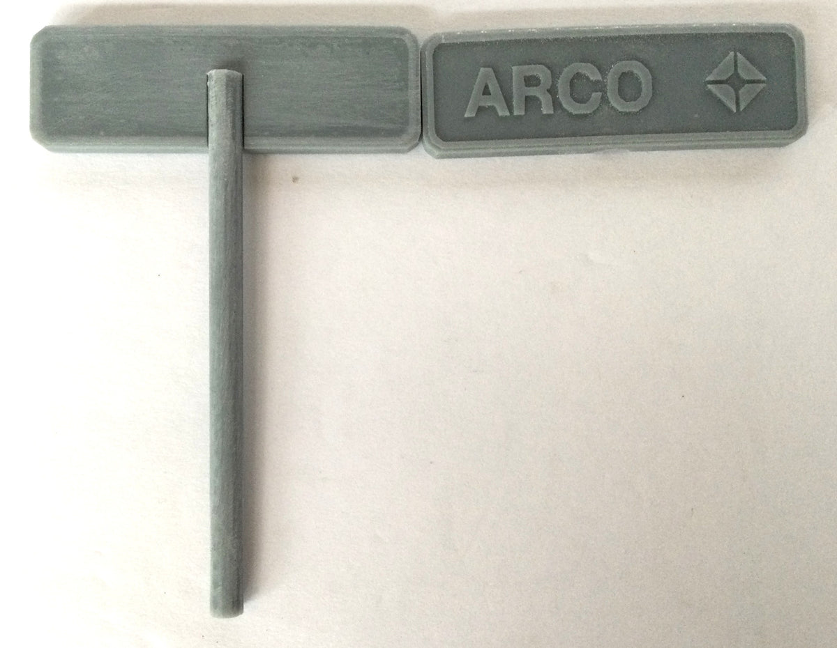 Phoenix Precision Models PPM-33648 - Gas Station Sign: Arco