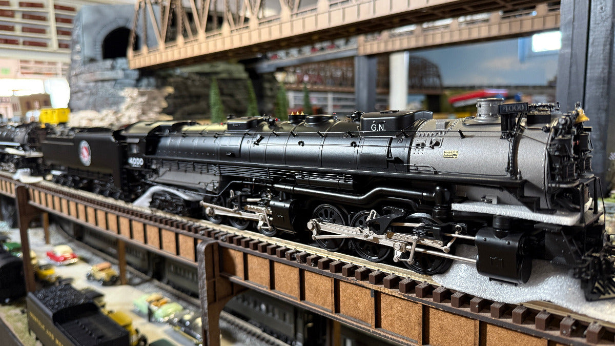 MTH 20-3938-1 - 4-6-6-4 Z-6 Challenger Steam Engine "Great Northern" #4000 w/ PS3 (Black)