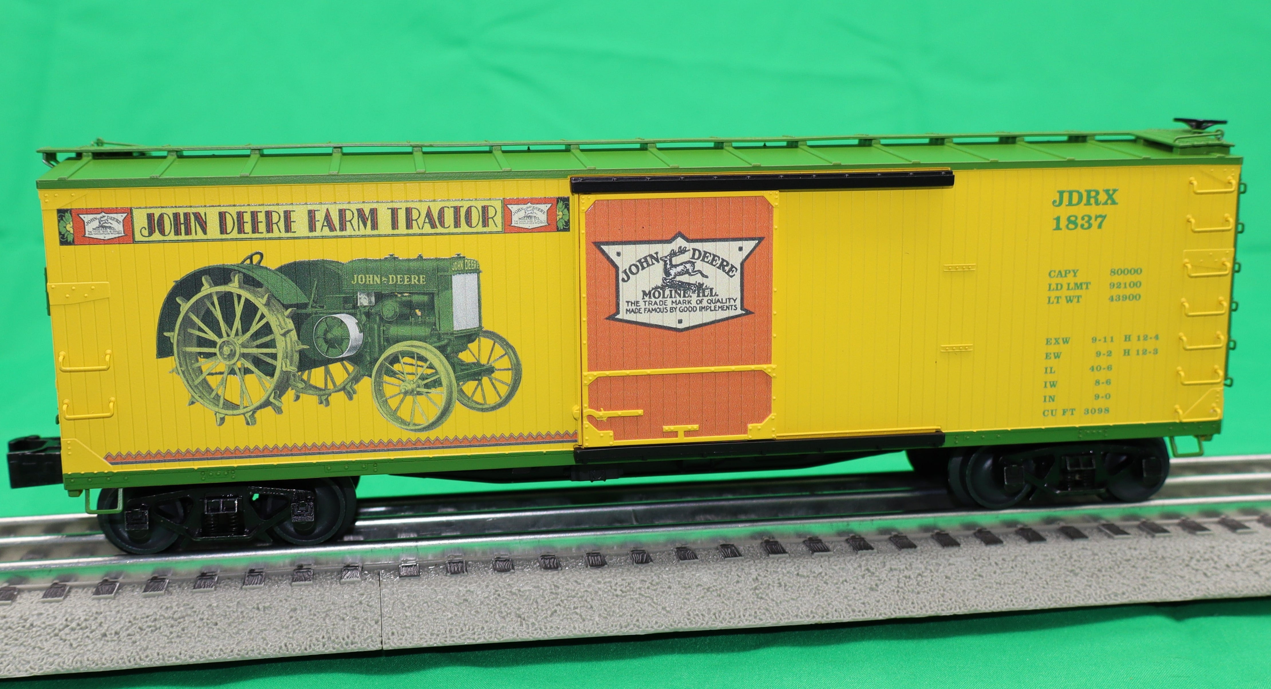 Lionel 2426180 - Double Sheathed Boxcar "John Deere"