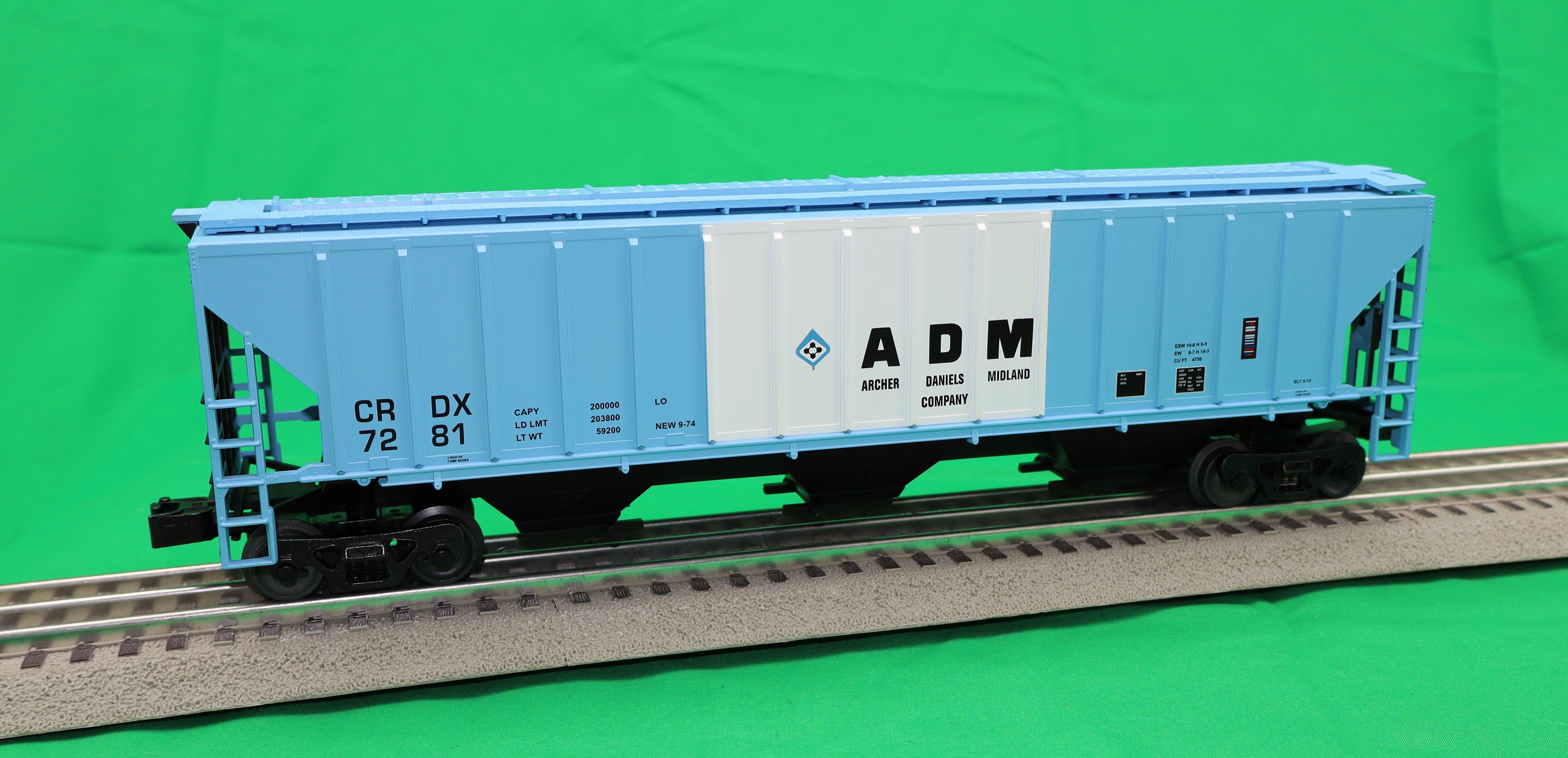 Lionel 2442119 - PS-2CD Covered Hopper "ADM" #7281