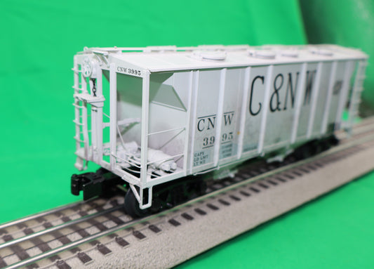 Lionel 2426621 - PS-2 Covered Hopper Car "Chicago & North Western" #3995 (Rusty but Trusty) - MrMuffin'sTrains