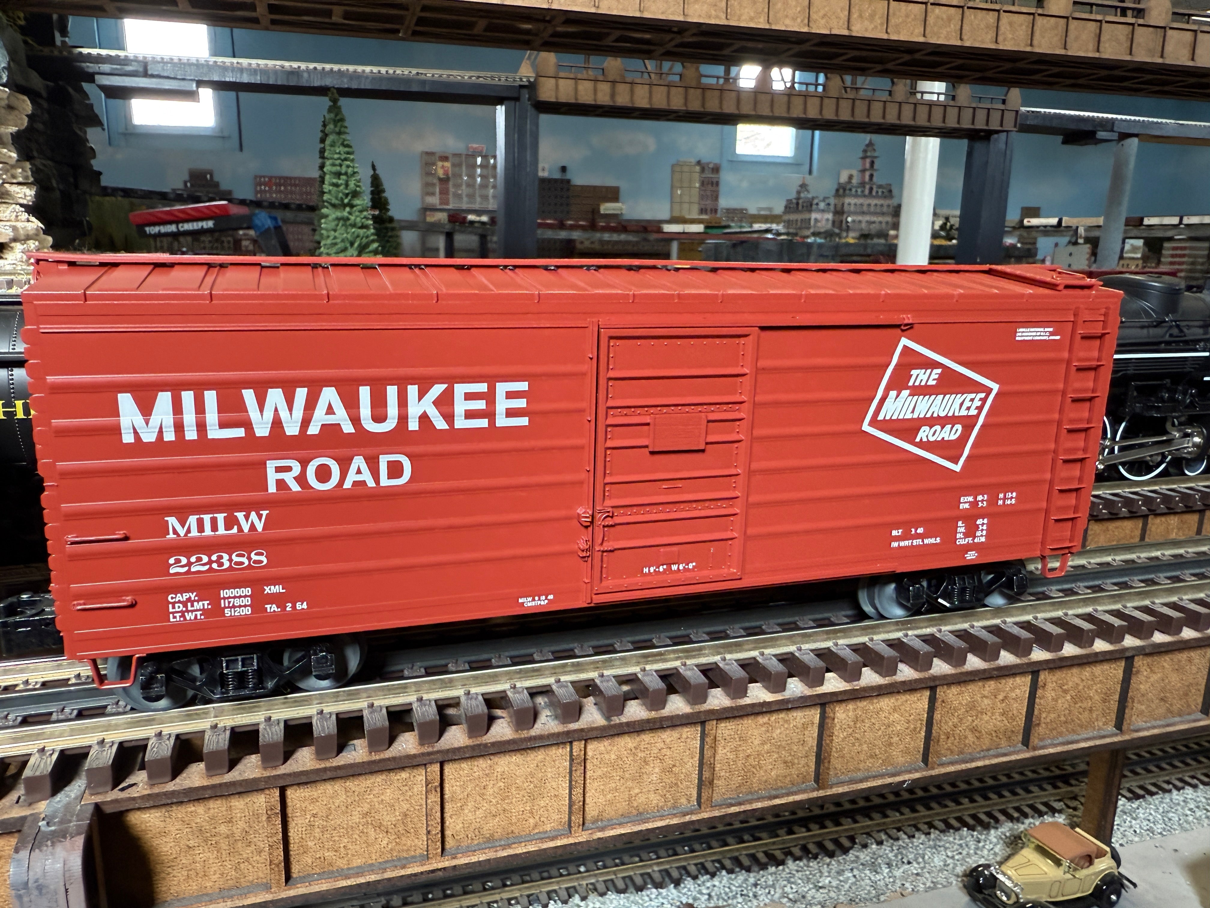 Lionel 2542031 - Rib-Side Boxcar "Milwaukee Road" #22388