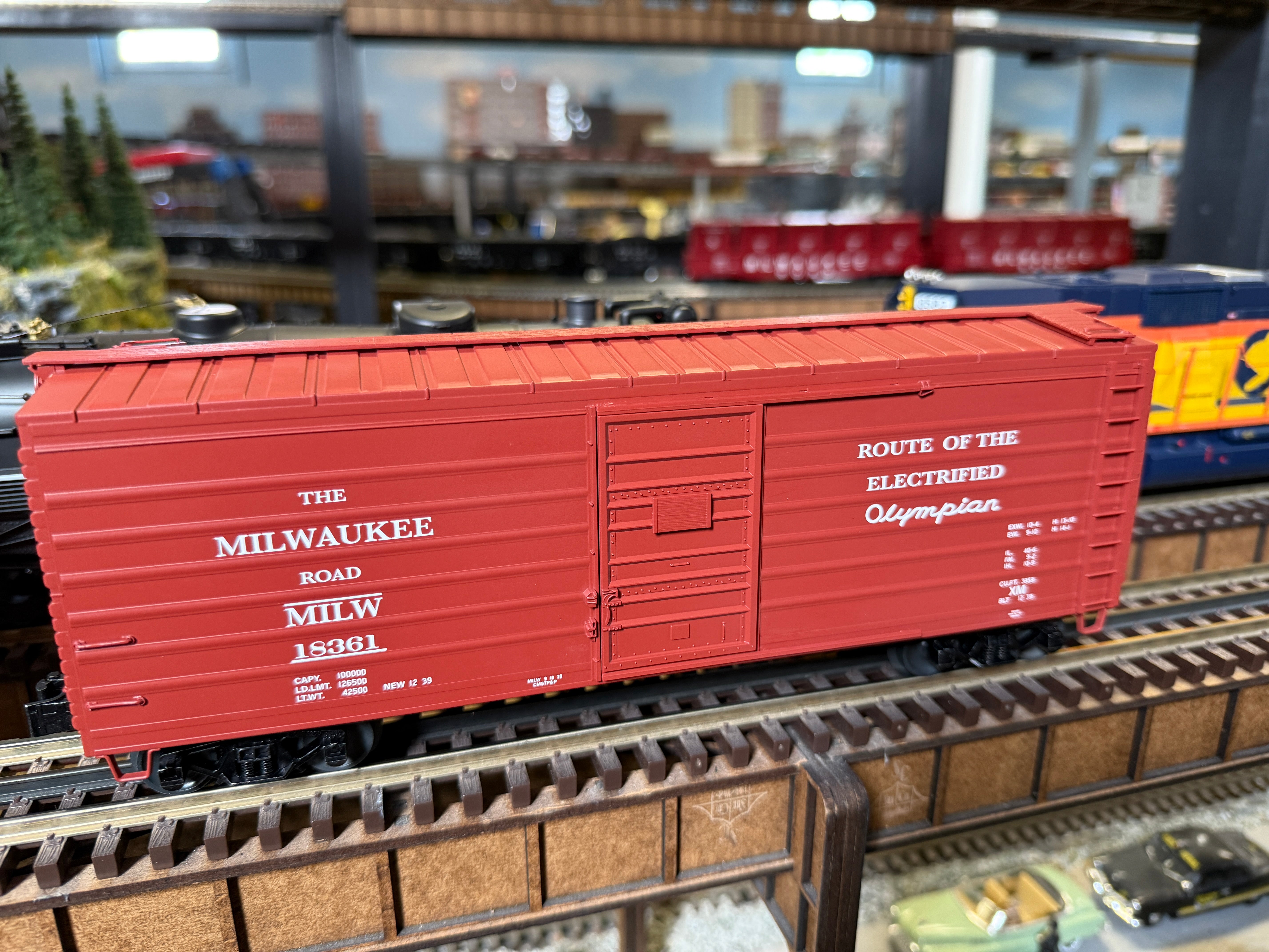 Lionel 2542021 - Rib-Side Boxcar "Milwaukee Road" #18253 (Olympian)