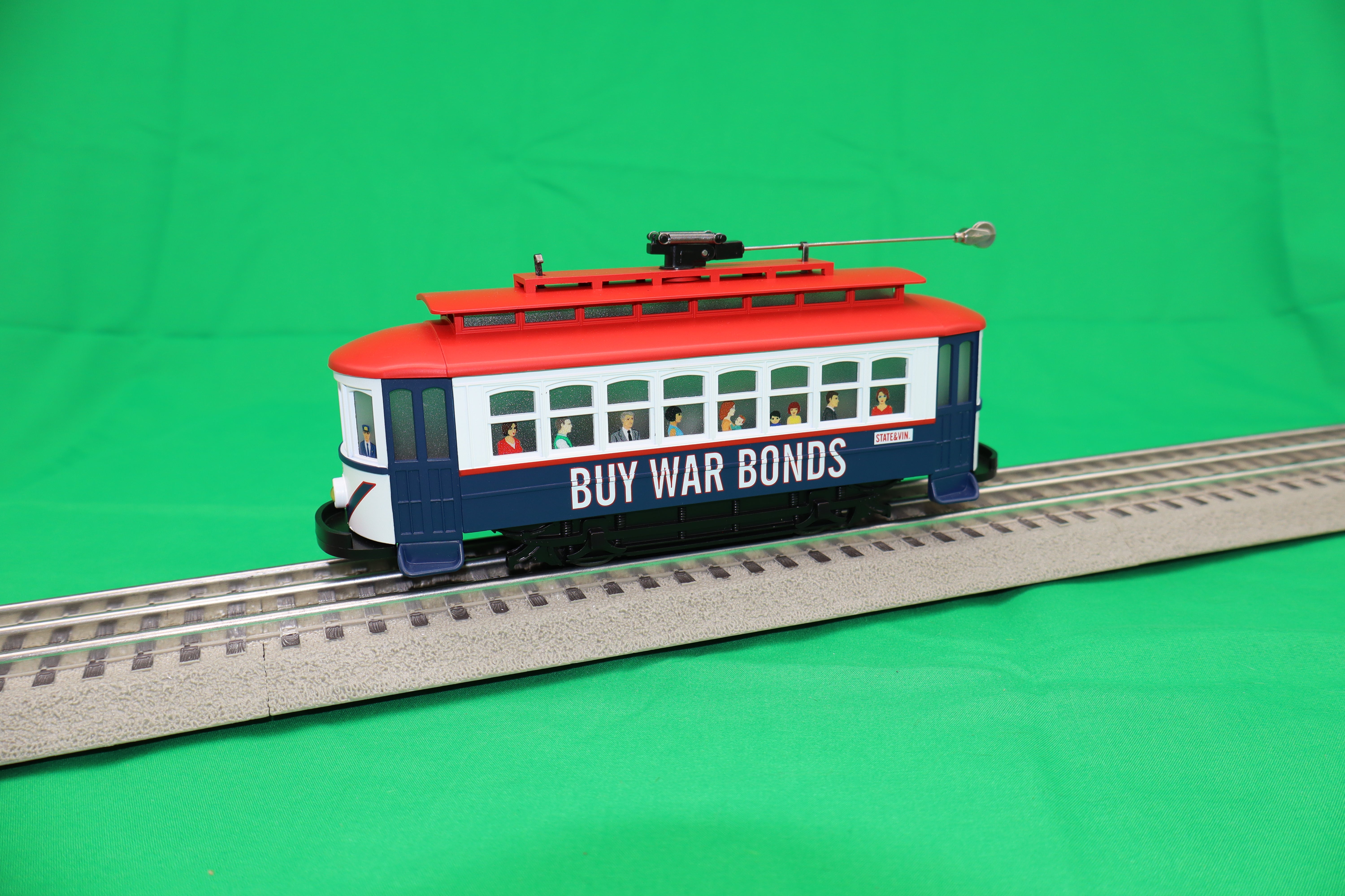 MTH 30-5247 - Bump-n-Go Trolley "Buy War Bonds" #99