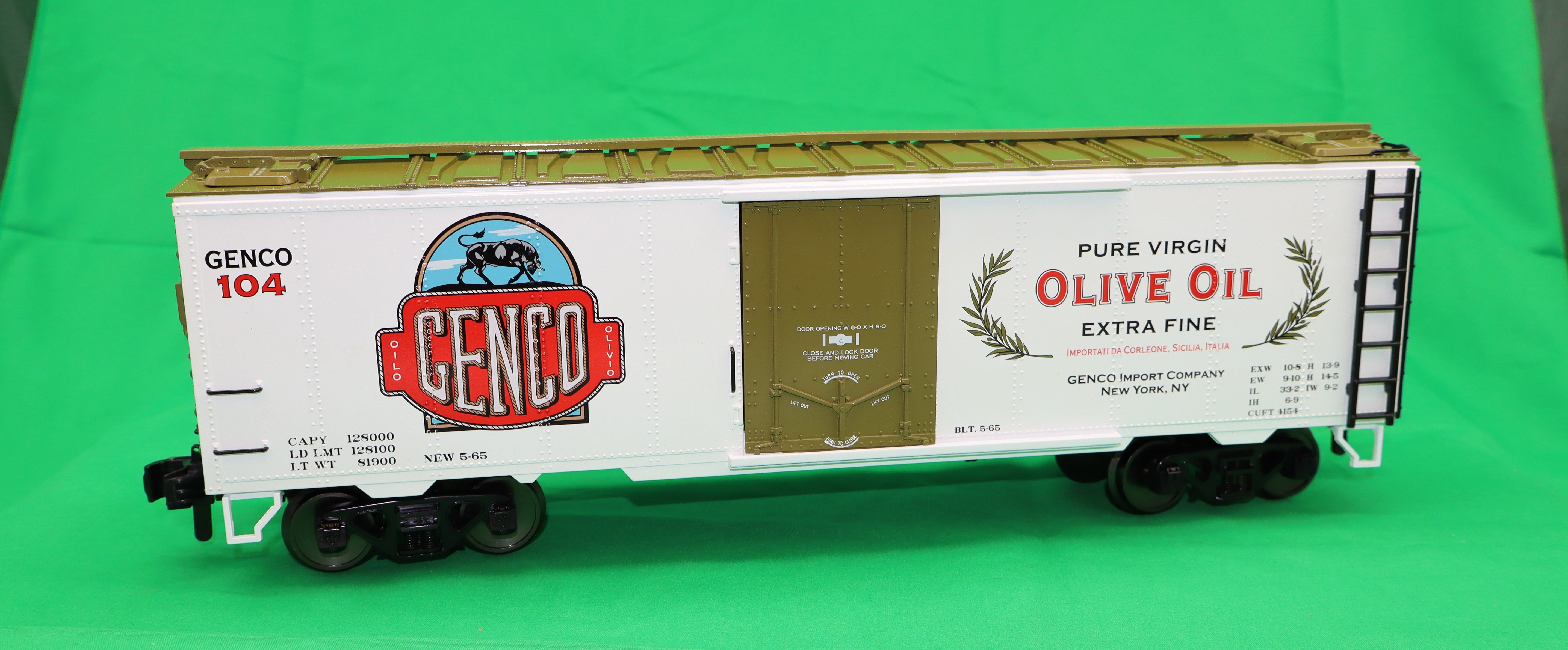 MTH 70-78058 - 40' Reefer Car "Genco Olive Oil" #104
