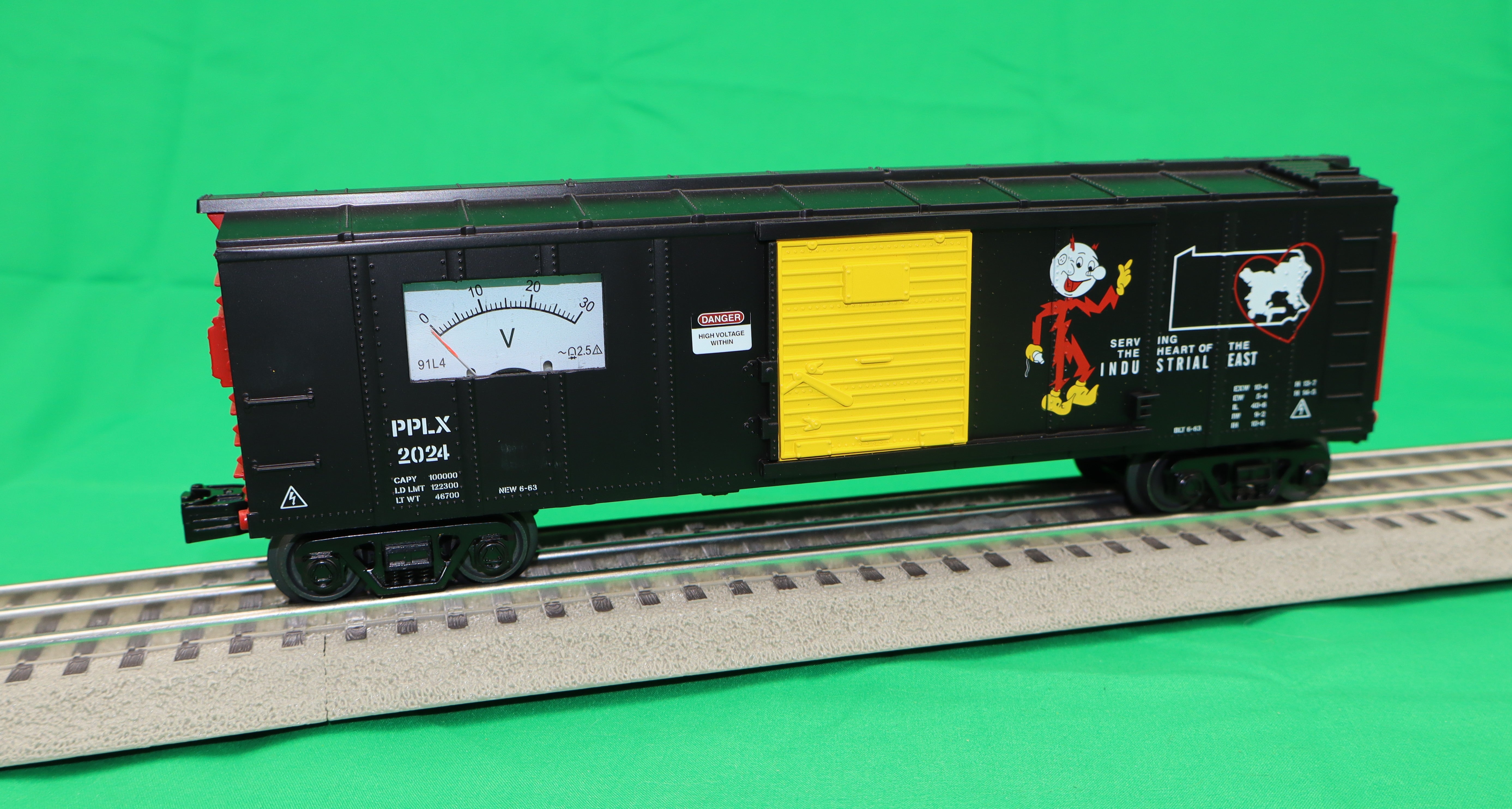 MTH 30-71186 - Box Car "Pennsylvania Power & Light" #2024 w/ Power Meter