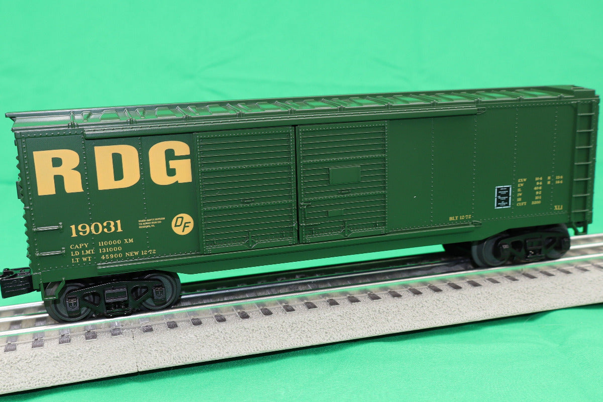 MTH 30-71224 - 40’ Double Door Box Car "Reading" #19031