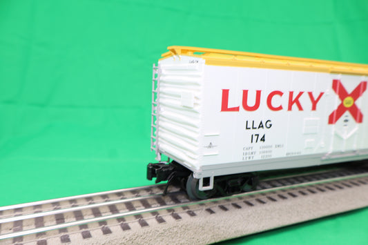Atlas O 2001142 - Trainman - Pabst Brewing Company - 40' Plug Door Boxcar "Lucky Lager"