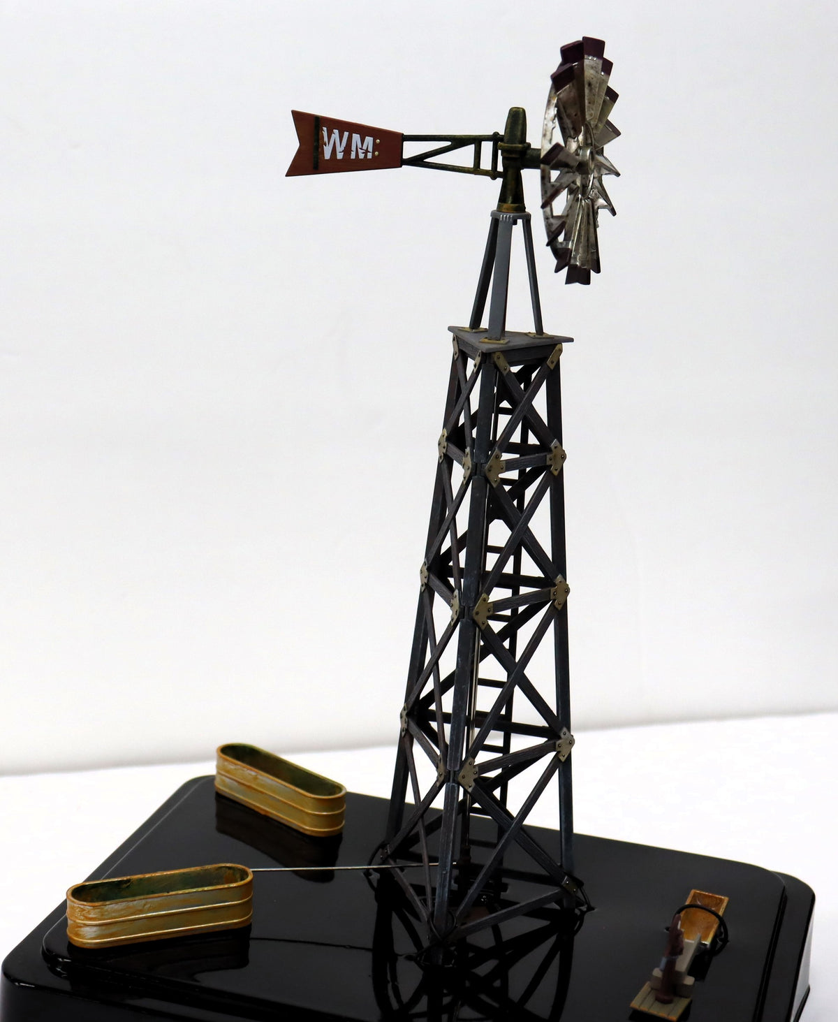 Woodland Scenics BR5867 - Old Windmill - MrMuffin'sTrains