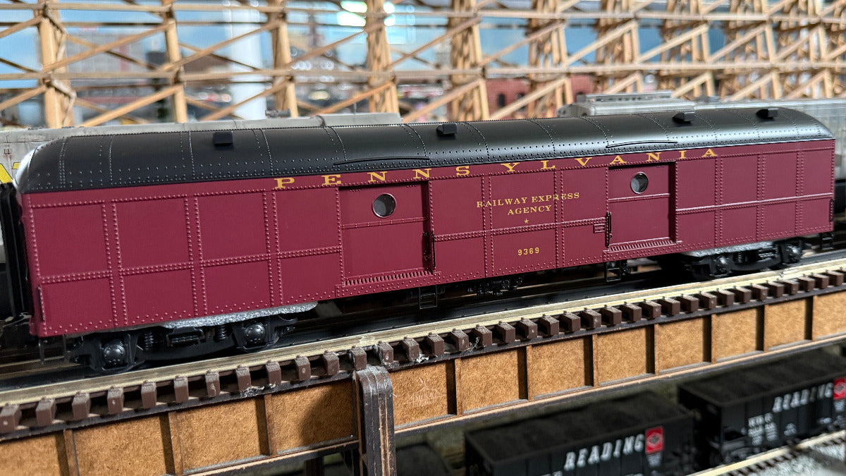 Lionel 2527300 - Vision Line B60 Baggage Car "Pennsylvania" #9369