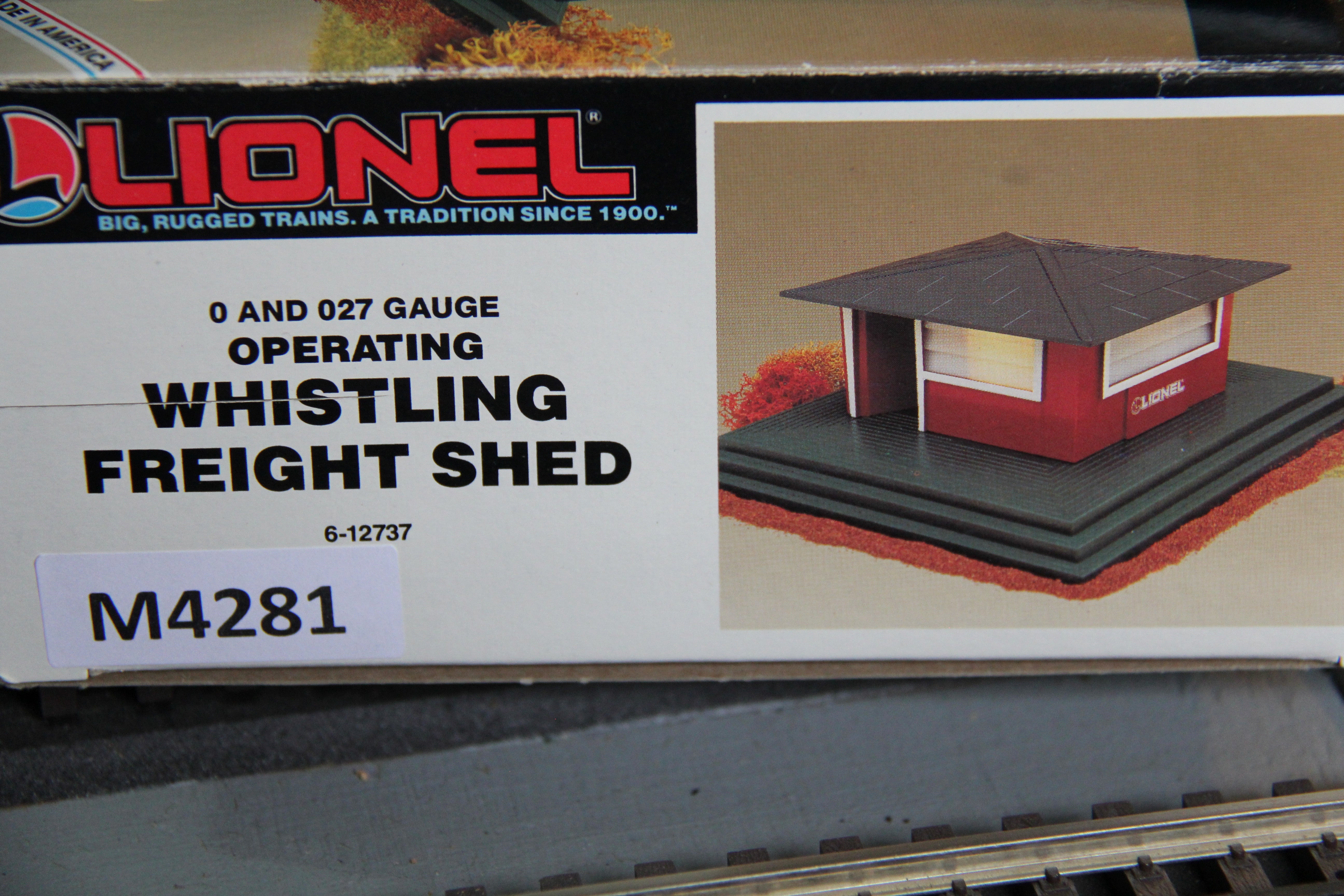 Lionel 6-12737 Operating Whistling Freight Shed-Second hand-M4281