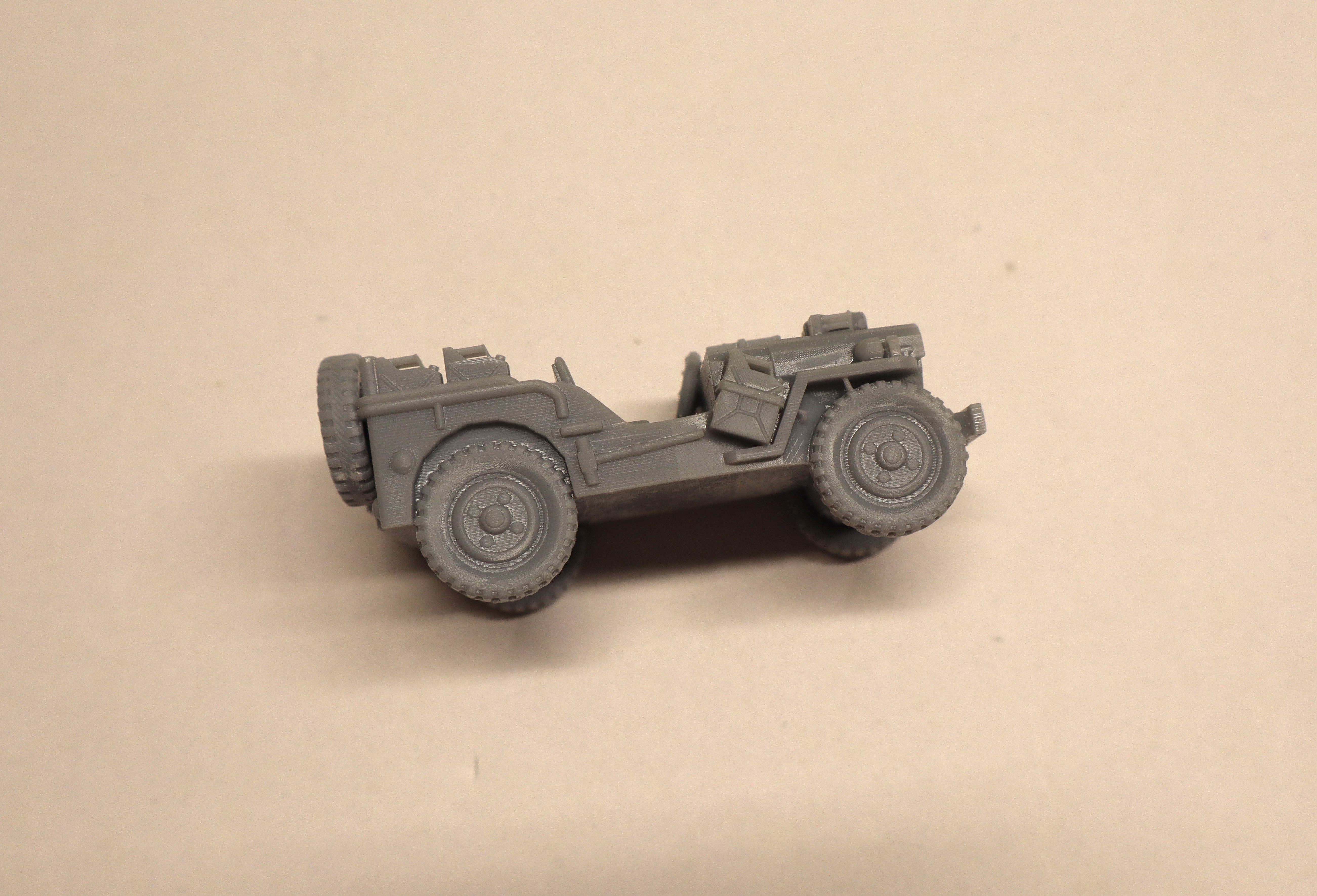 Phoenix Precision Models PPM-33124 - Flat Car Load - WW2 Willy's Jeep