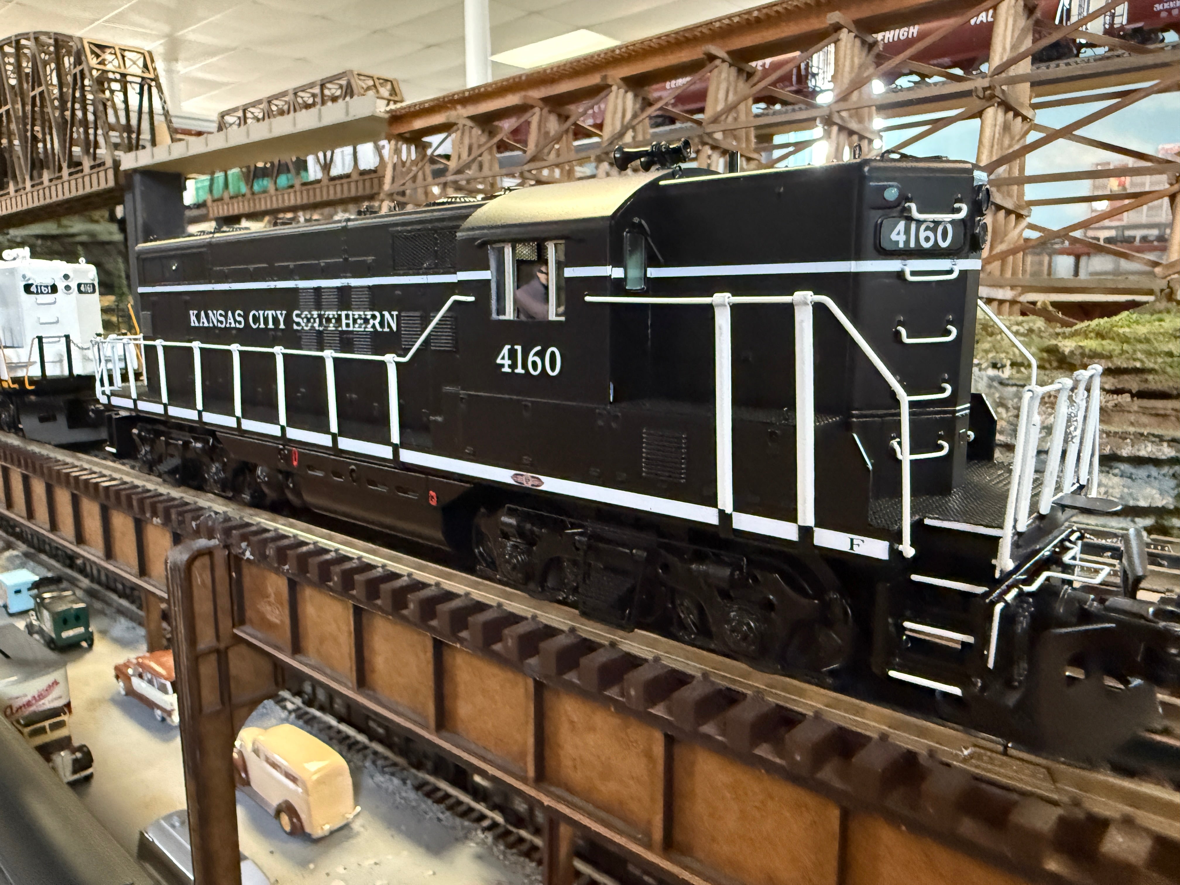 MTH 20-21988-1 - GP-7 Diesel Engine "Kansas City Southern" #4160 w/ PS3  - Custom Run for MrMuffin'sTrains