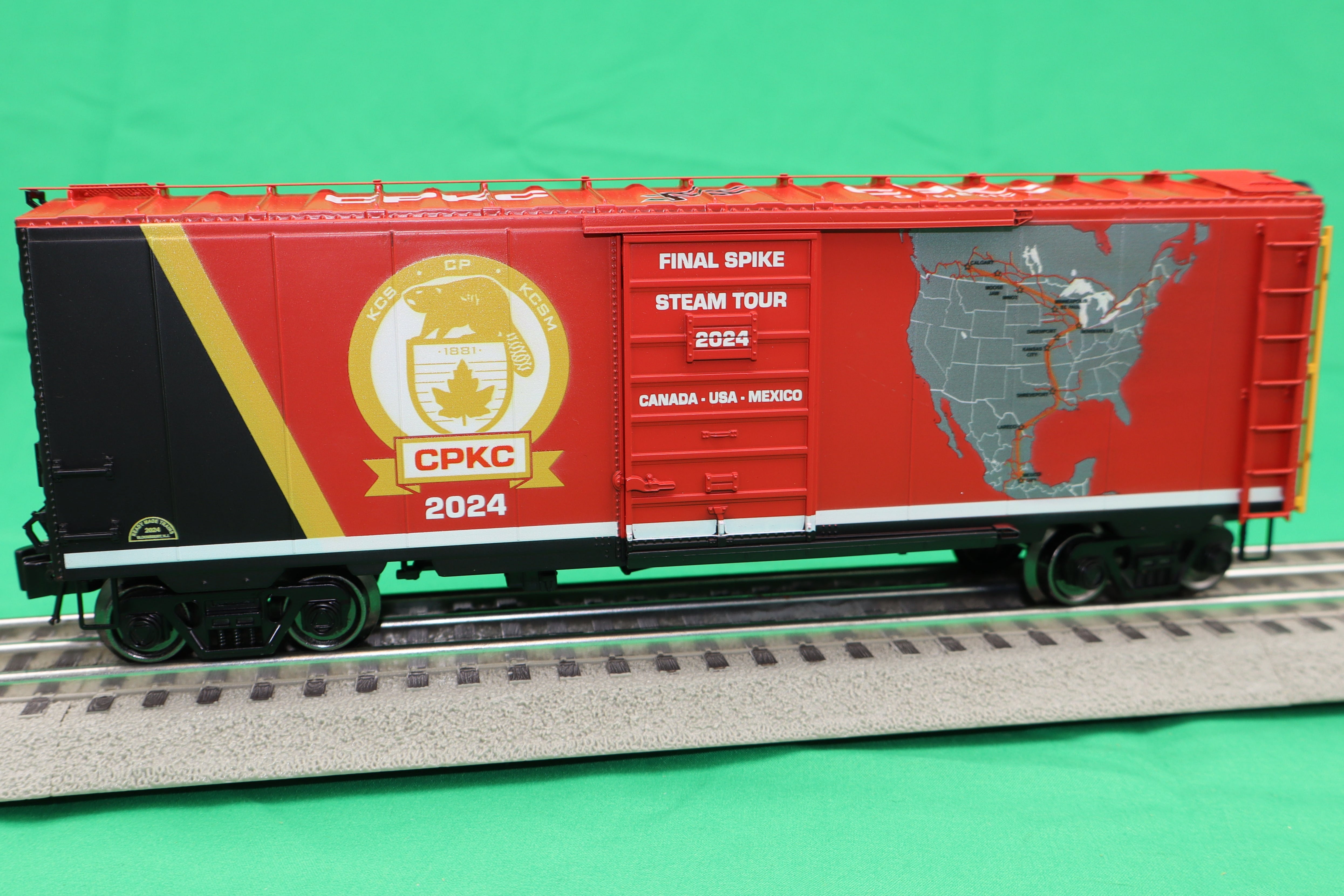 Ready Made Trains RMT-96455 - 40" PS-1 Boxcar "Canadian Pacific Kansas City" #2024 (Steam Tour)