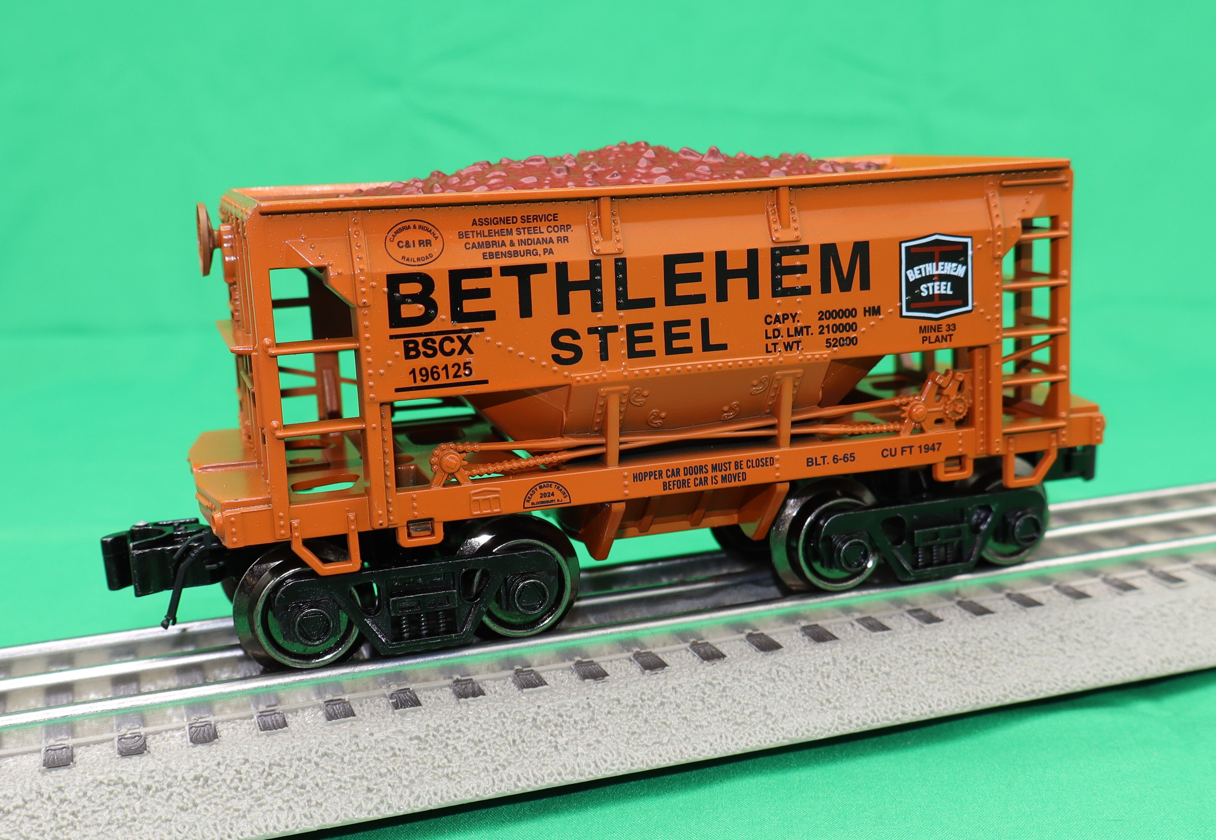 Ready Made Trains RMT-96719-7 - Ore Car "Bethlehem Steel" (Ebensburg, PA Plant)