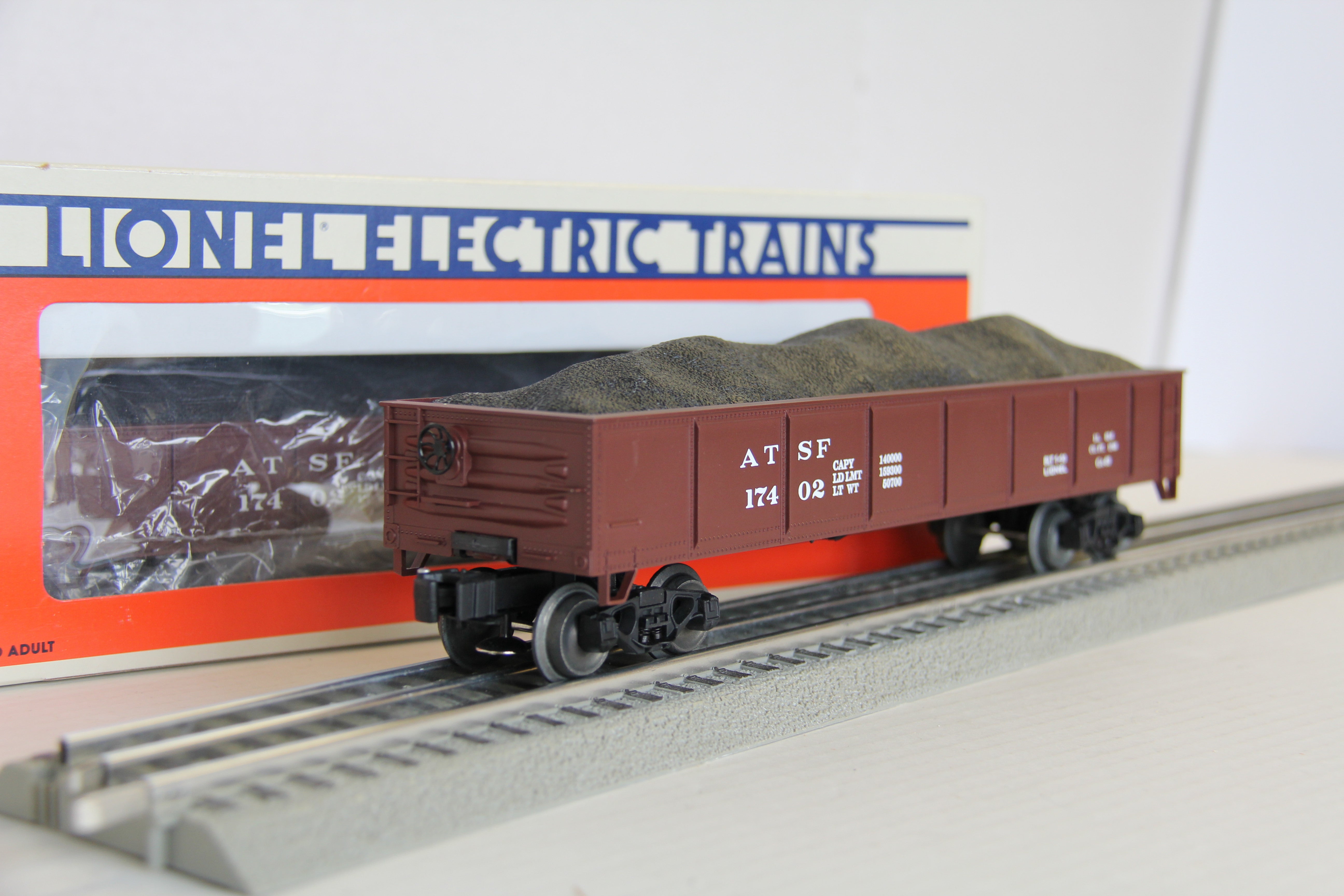 Lionel 6-17402 Santa Fe Gondola W/ Coal 2 Car Set-Second hand-M4453