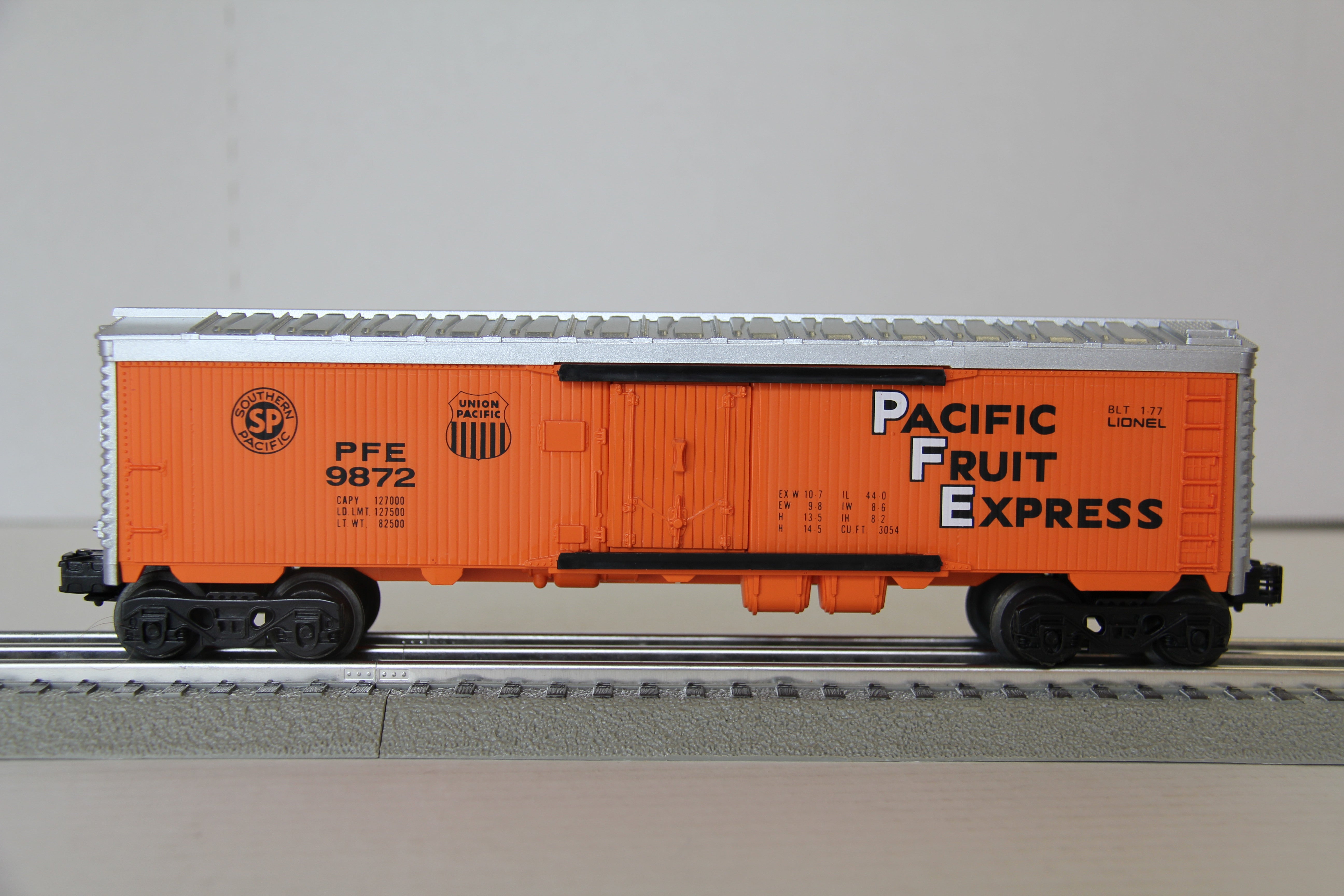 Lionel 6-9872 Pacific Fruit Express Reefer-Second hand-M4476