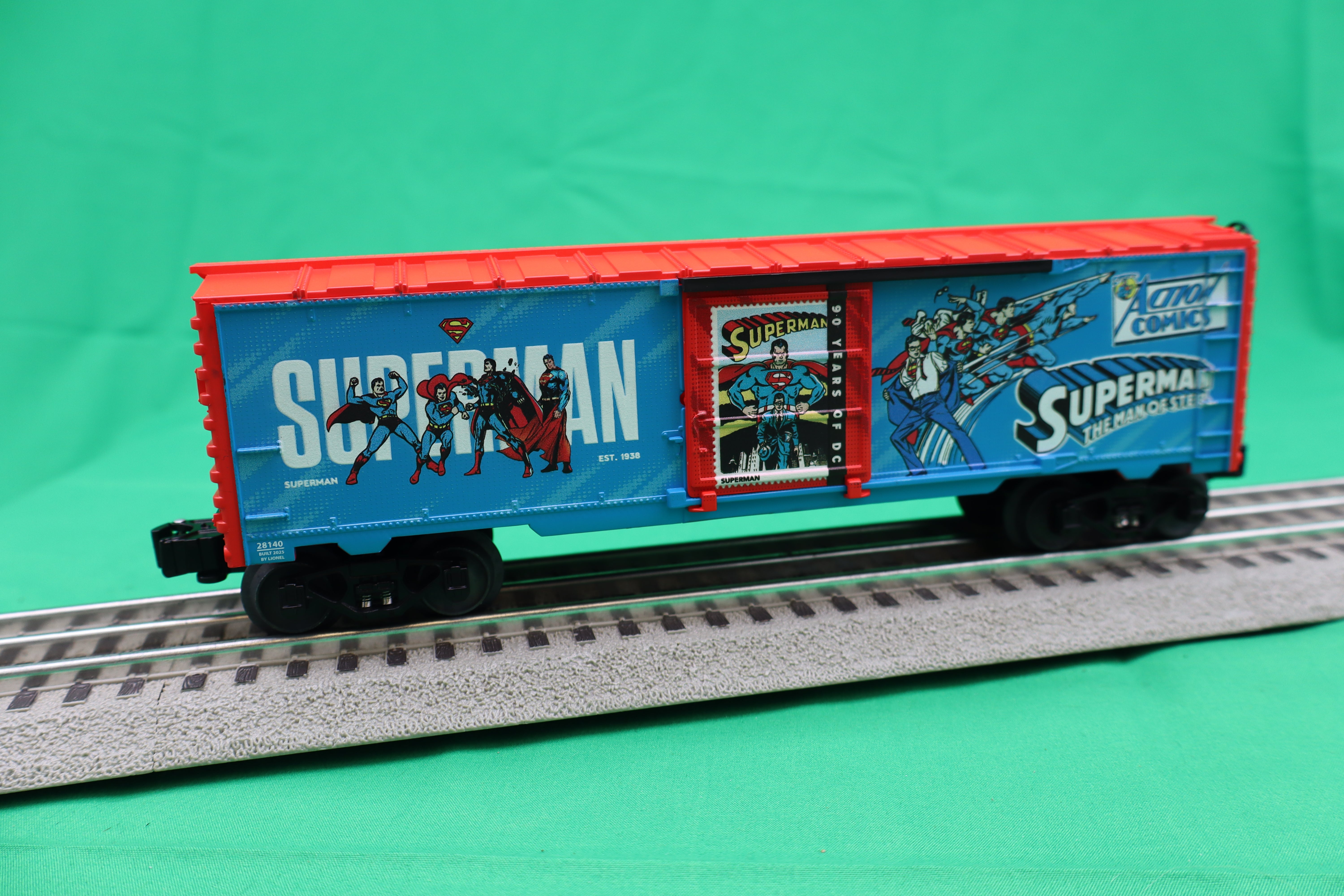 Lionel 2528140 - DC Comics - 90th Anniversary Boxcar "Superman"