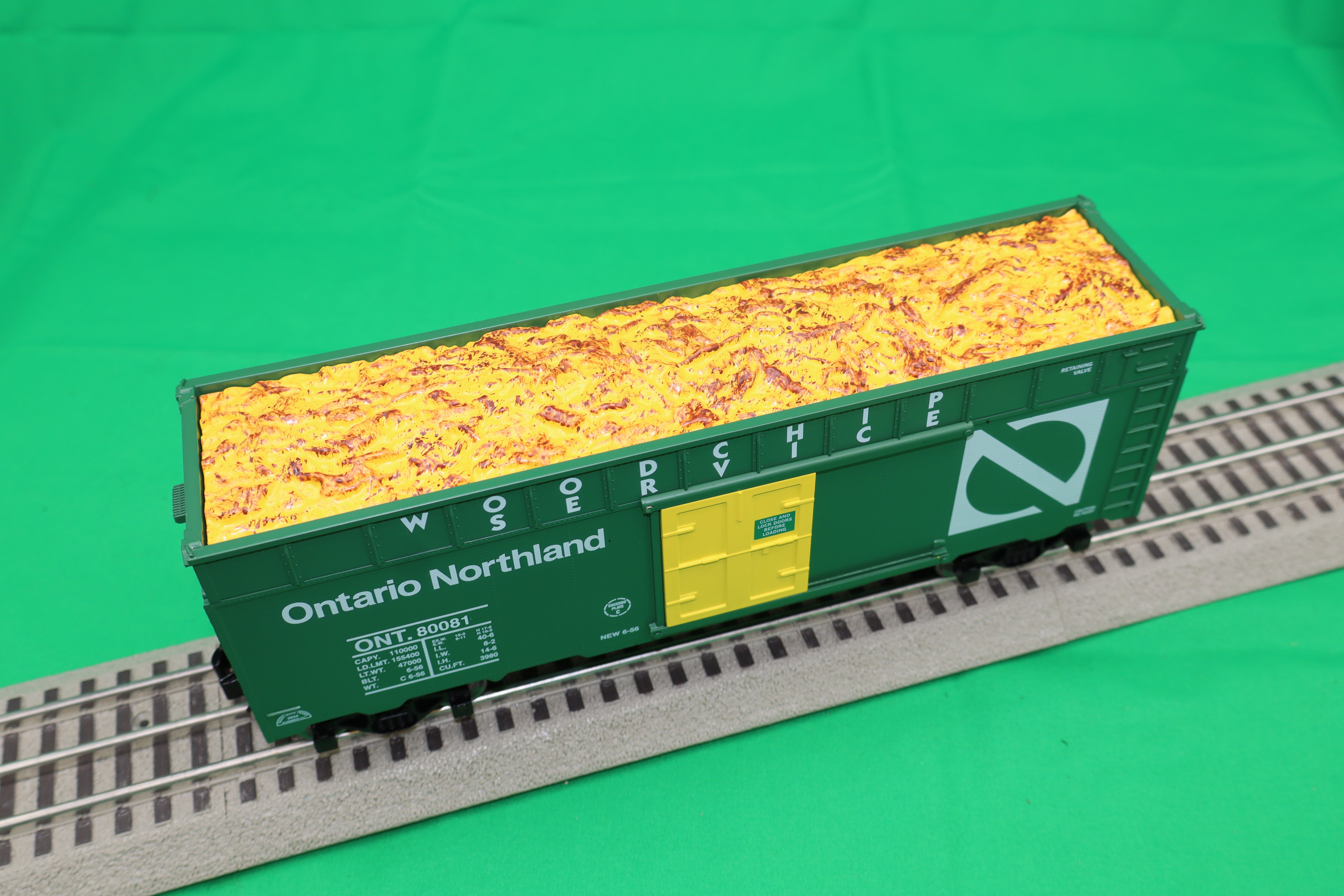 Ready Made Trains RMT-86499-02 - 40' Woodchip Car "Ontario Northland"