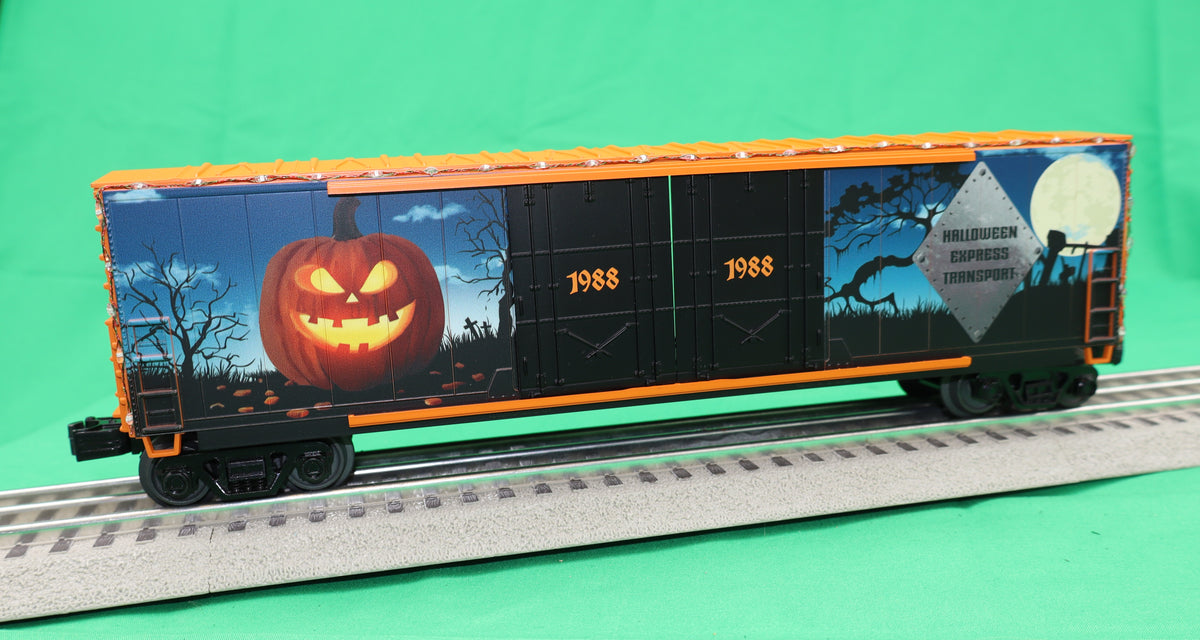 MTH 30-70149 - RailKing - 50’ Double Door Plugged Box Car Set "Halloween" w/ LED Lights Set (4-Car)