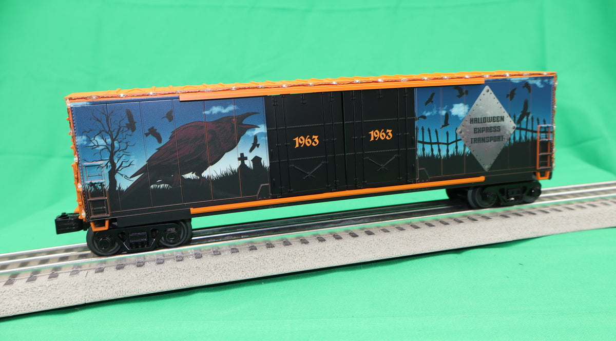 MTH 30-70149 - RailKing - 50’ Double Door Plugged Box Car Set "Halloween" w/ LED Lights Set (4-Car)