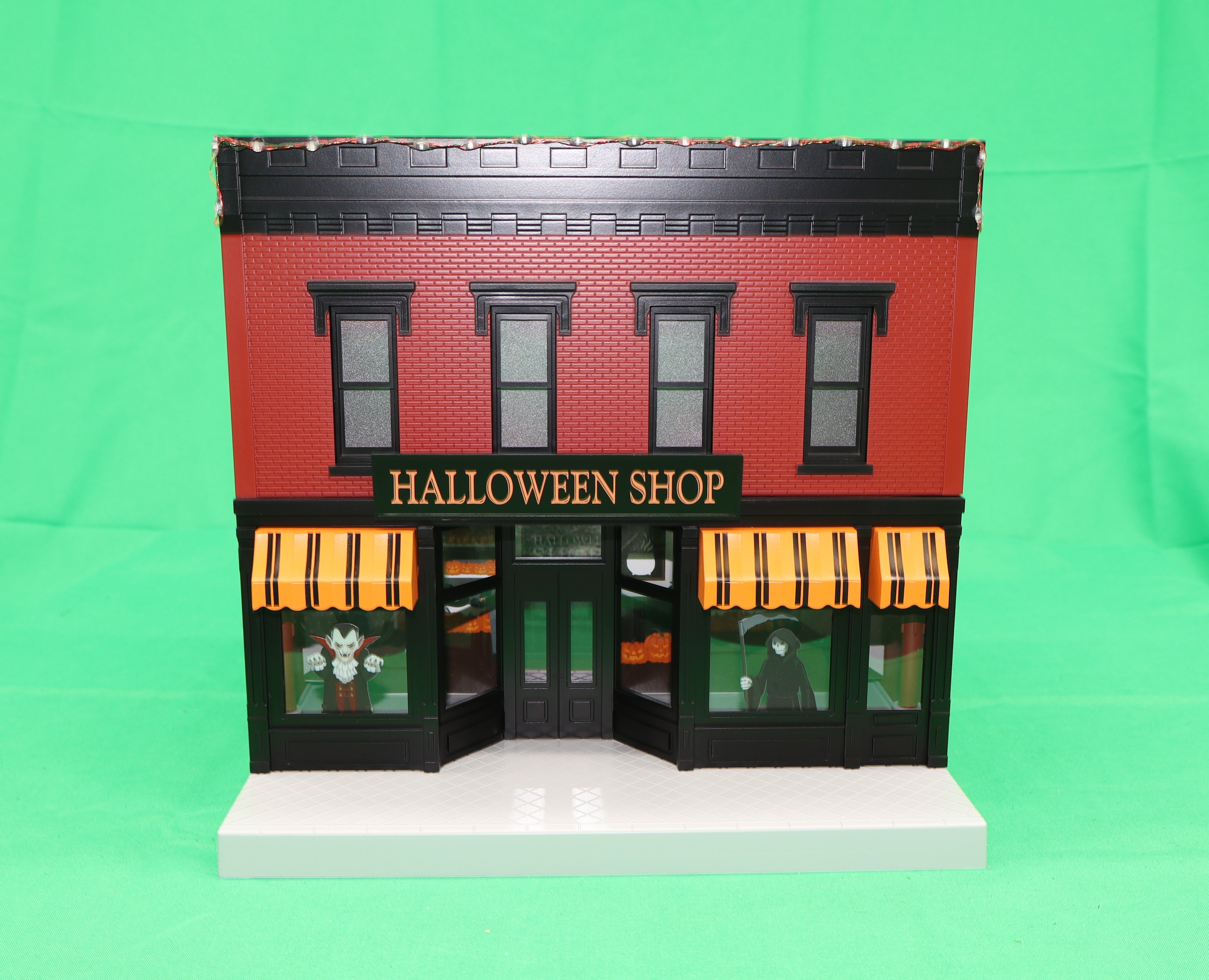 MTH 30-90727 - 2-Story City Building 1 "Halloween" w/ LEDs