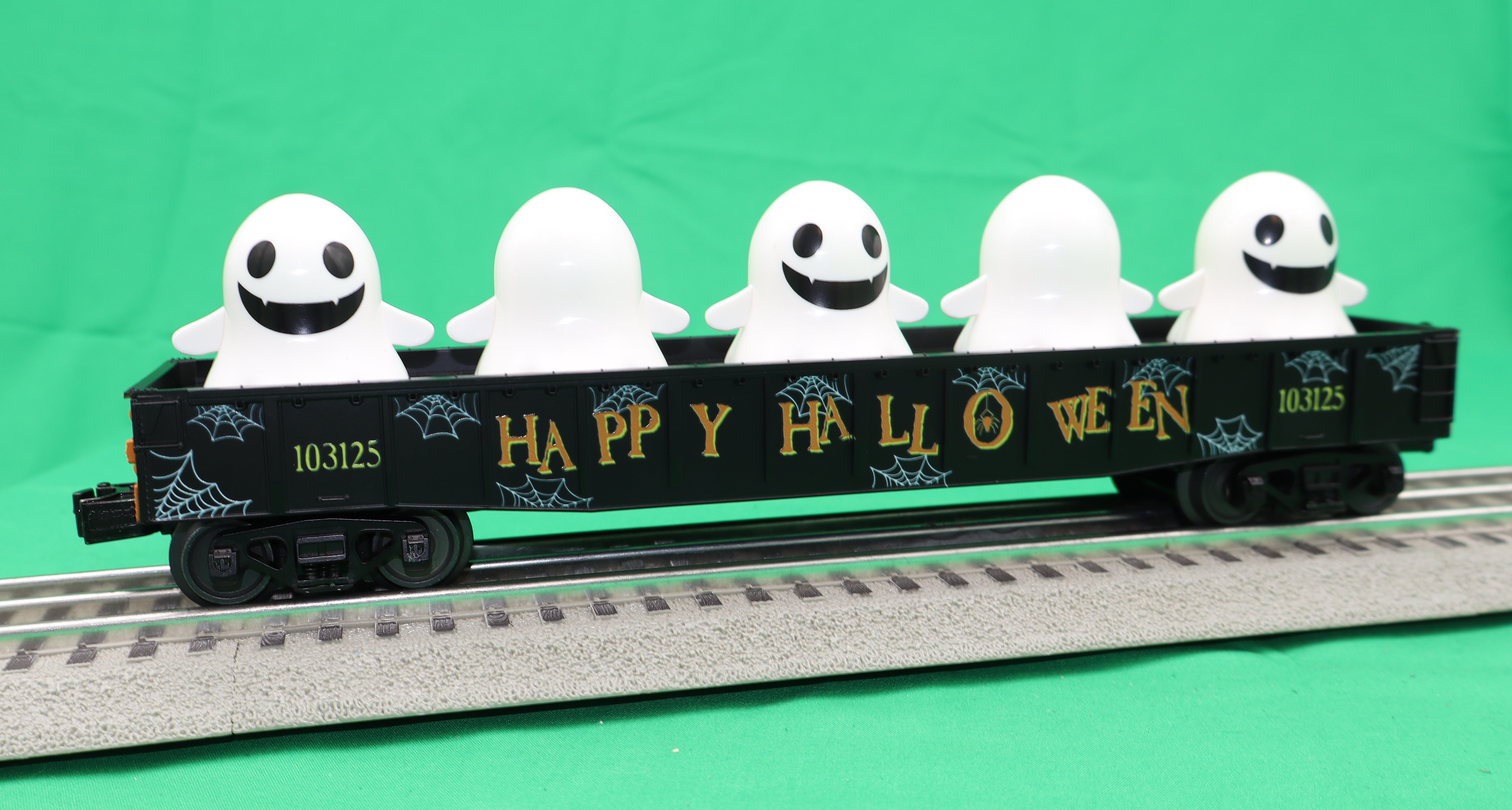 MTH 30-72259 - Gondola Car "Halloween" #103125 w/ Flickering Lighted Ghosts