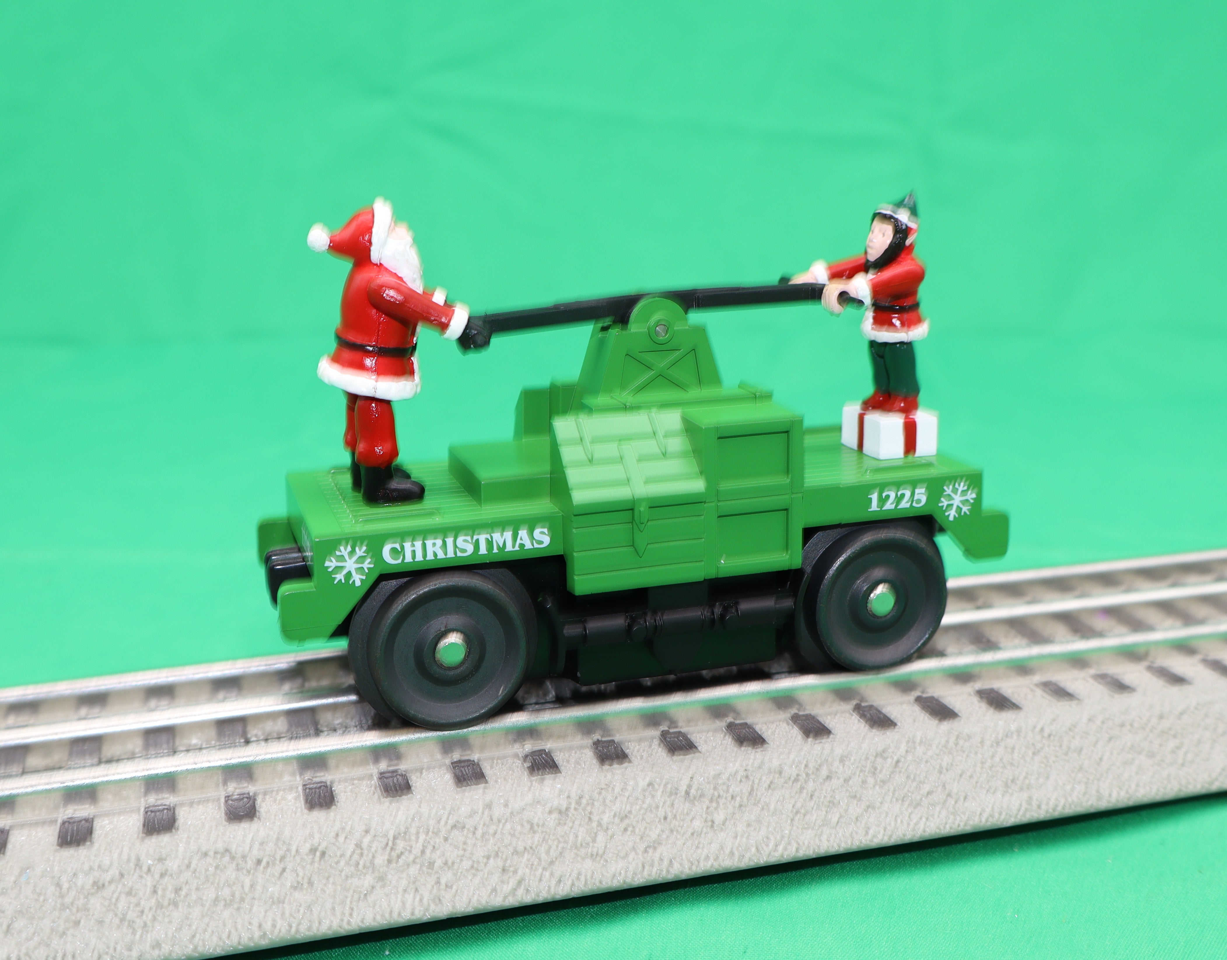MTH 30-5256 - Operating Hand Car "Christmas" #1225 (Green)