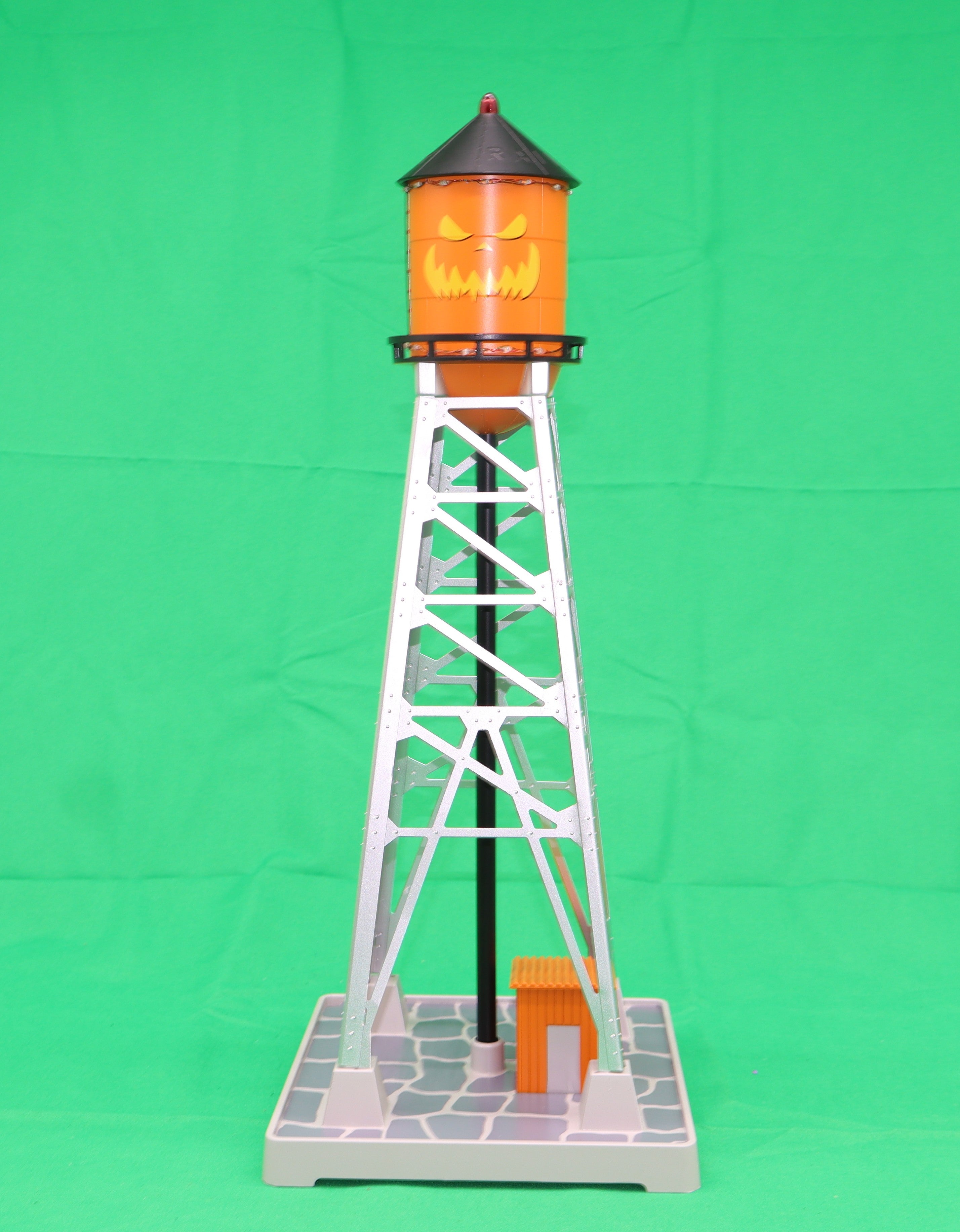 MTH 30-90726 - Industrial Water Tower "Halloween" #193 w/ LEDs