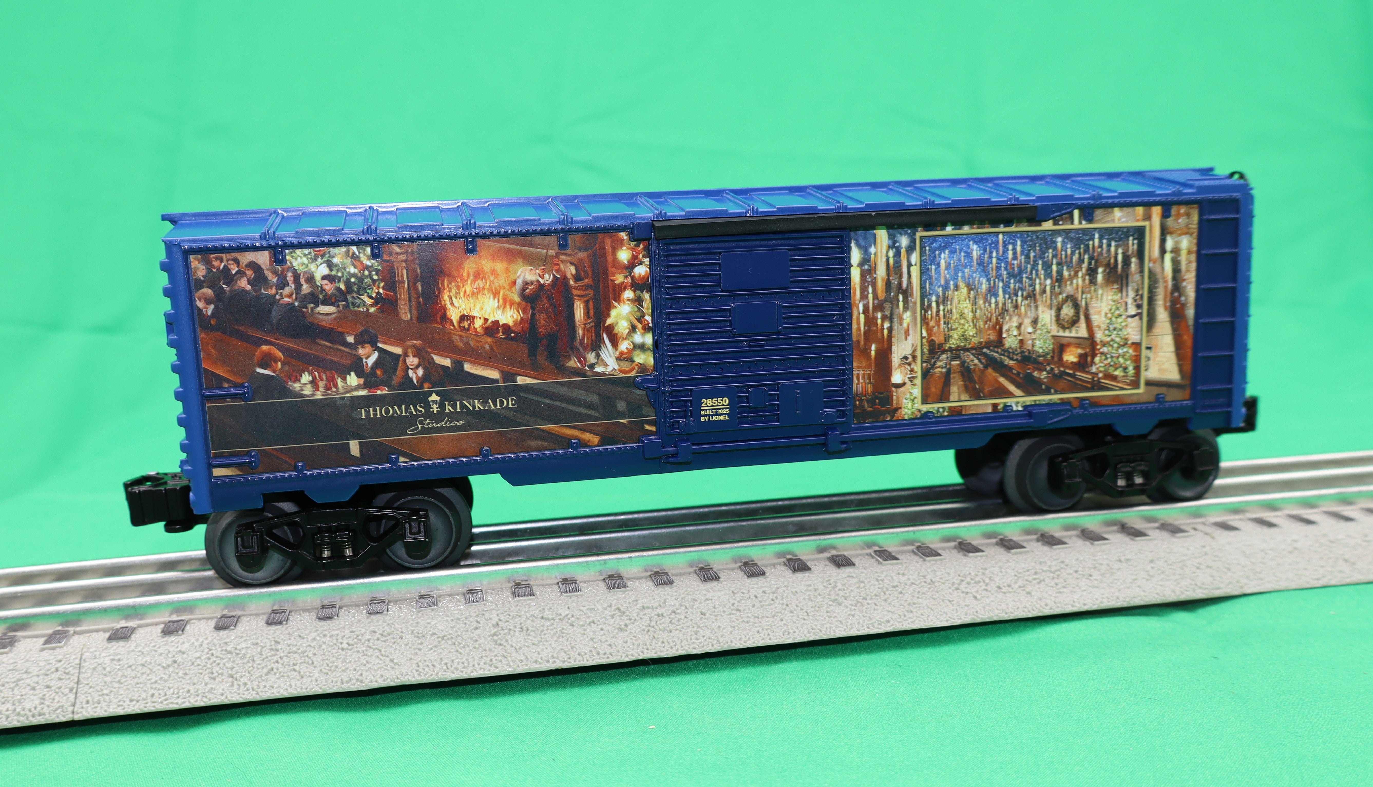 Lionel 2528550 - Thomas Kinkade Studios  - Harry Potter Boxcar "Great Hall"