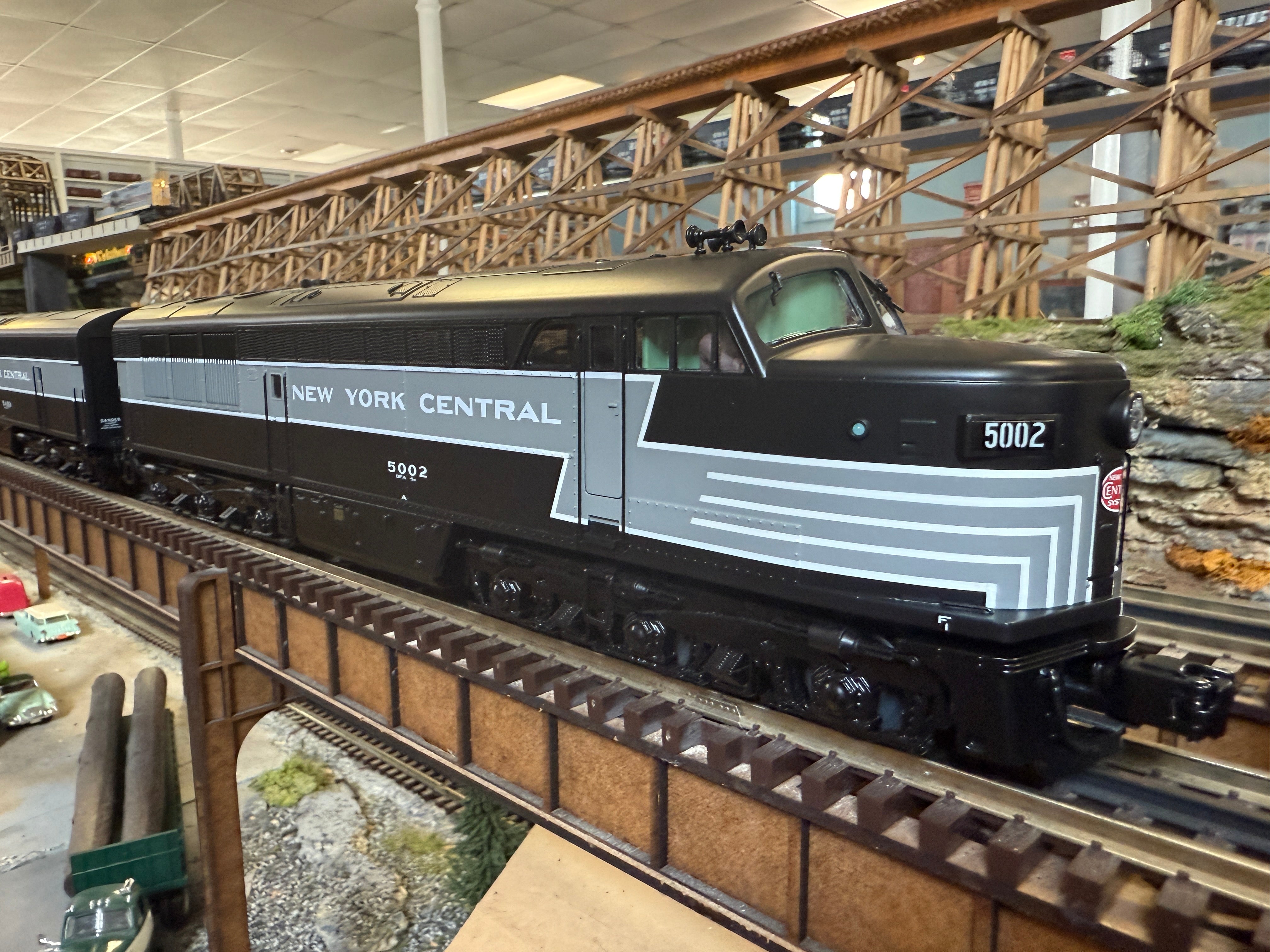 MTH 20-21851-1 - FM Erie Built AB Diesel Set "New York Central" #5002/5100 w/ PS3