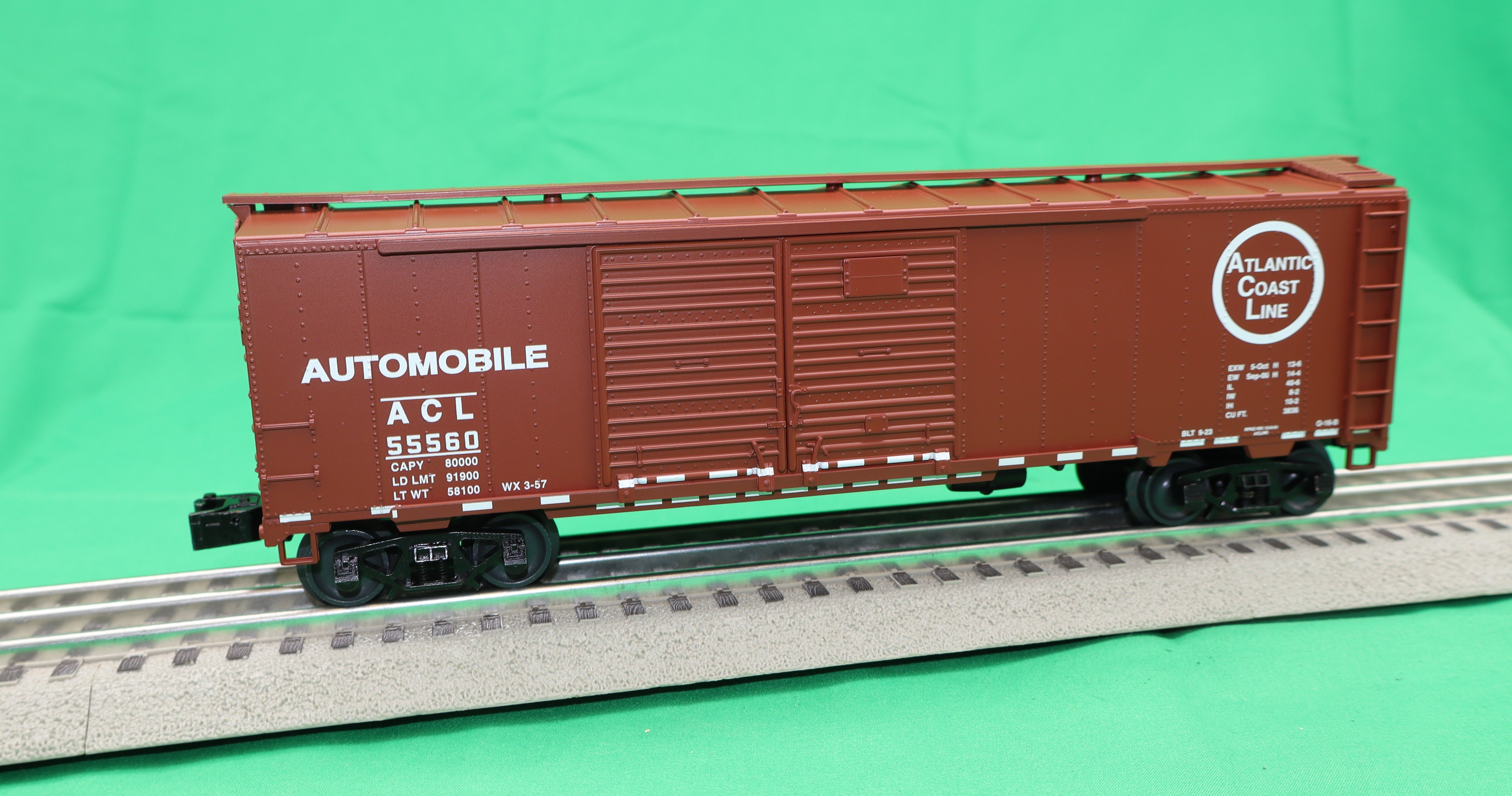 Lionel 2542412 - 40' Double Door Boxcar "Atlantic Coast Line" #55660