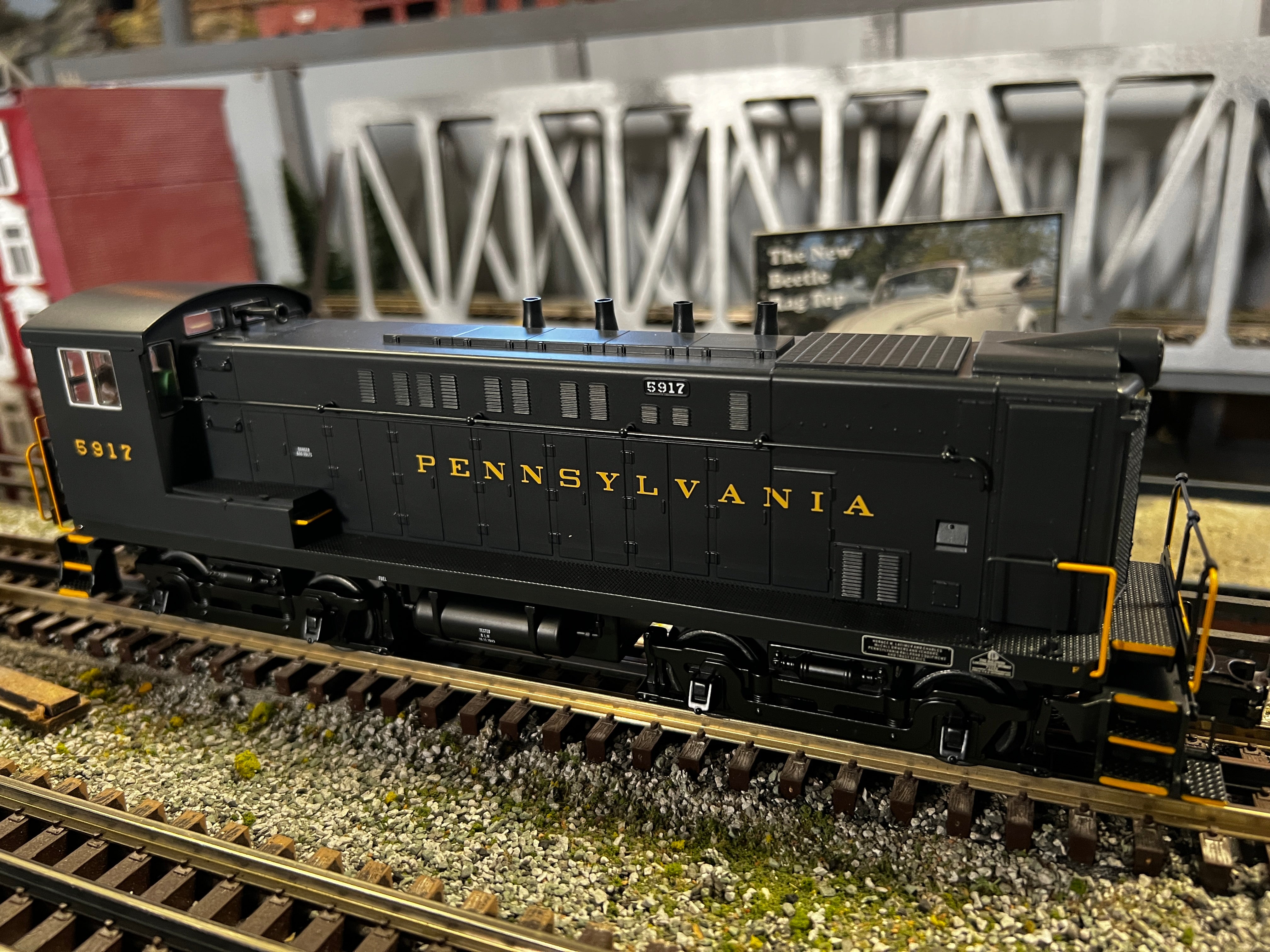 MTH 20-21602-1 - VO 1000 Diesel Engine "Pennsylvania" #5914 w/ PS3 (Hi-Rail Wheels)