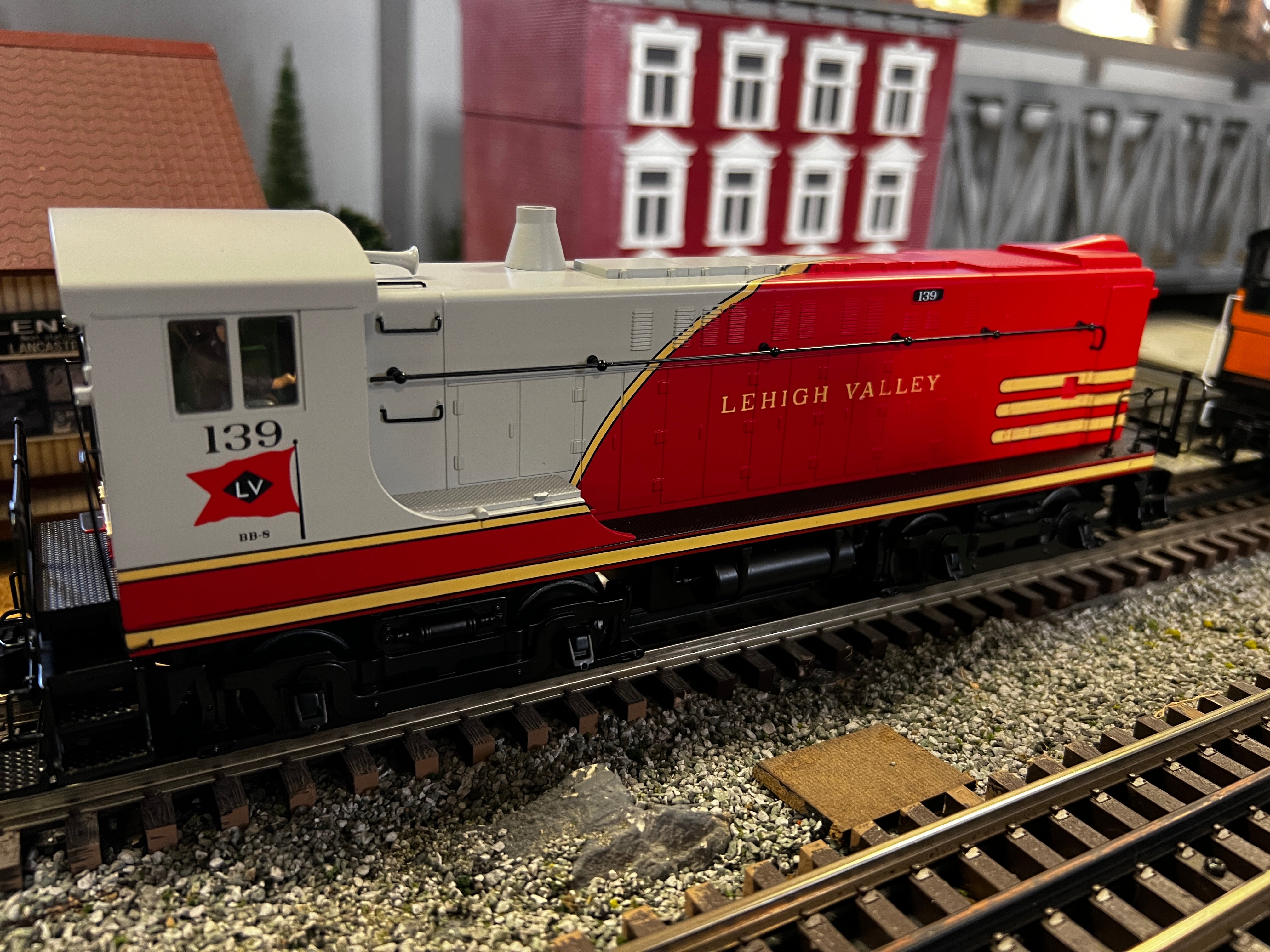 MTH 20-21645-1 - VO 1000 Diesel Engine "Lehigh Valley" w/ PS3 #139 - Custom Run for MrMuffin'sTrains