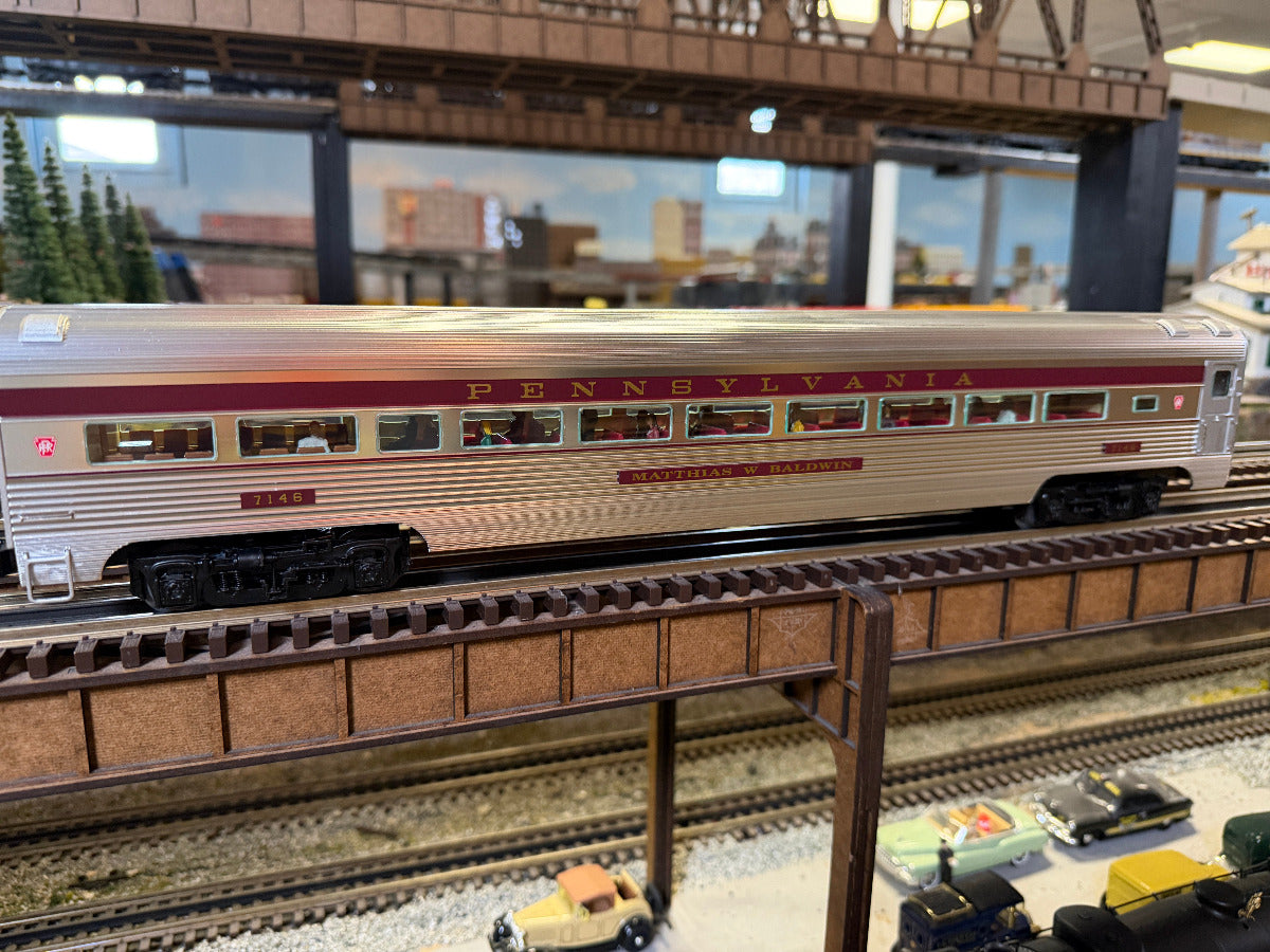 Lionel 2527380 - Vision Line 18" Aluminum Passenger Car Set "Pennsylvania" (2-Car) Senator
