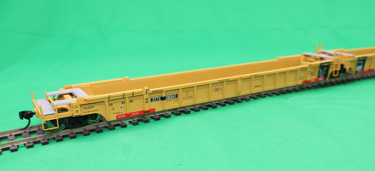 Walthers HO 910-55832 - Mainline - NSC Articulated 3-Unit 53' Well Car "TTX" #786947